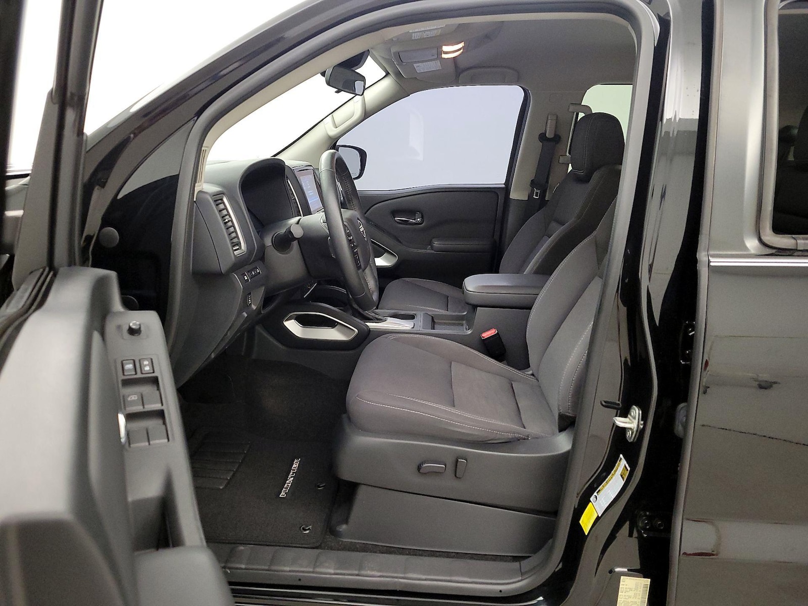 2022 Nissan Frontier SV - Photo 12