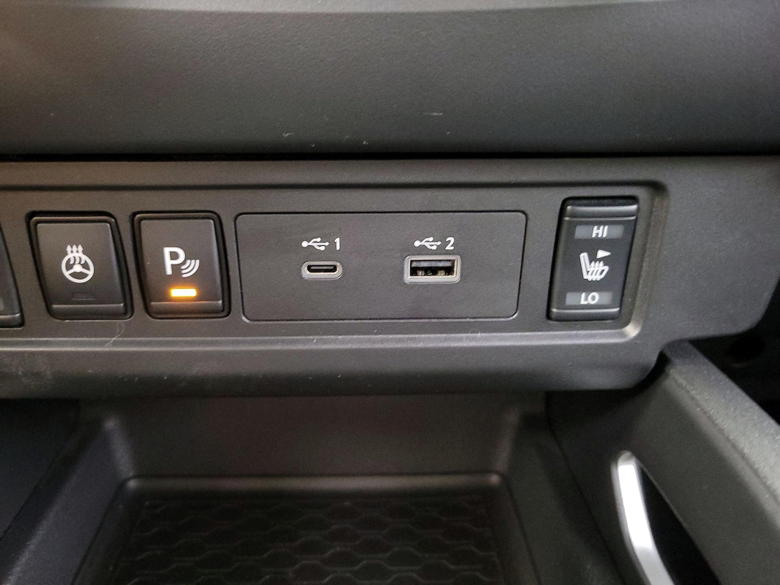 2022 Nissan Frontier SV - Photo 19