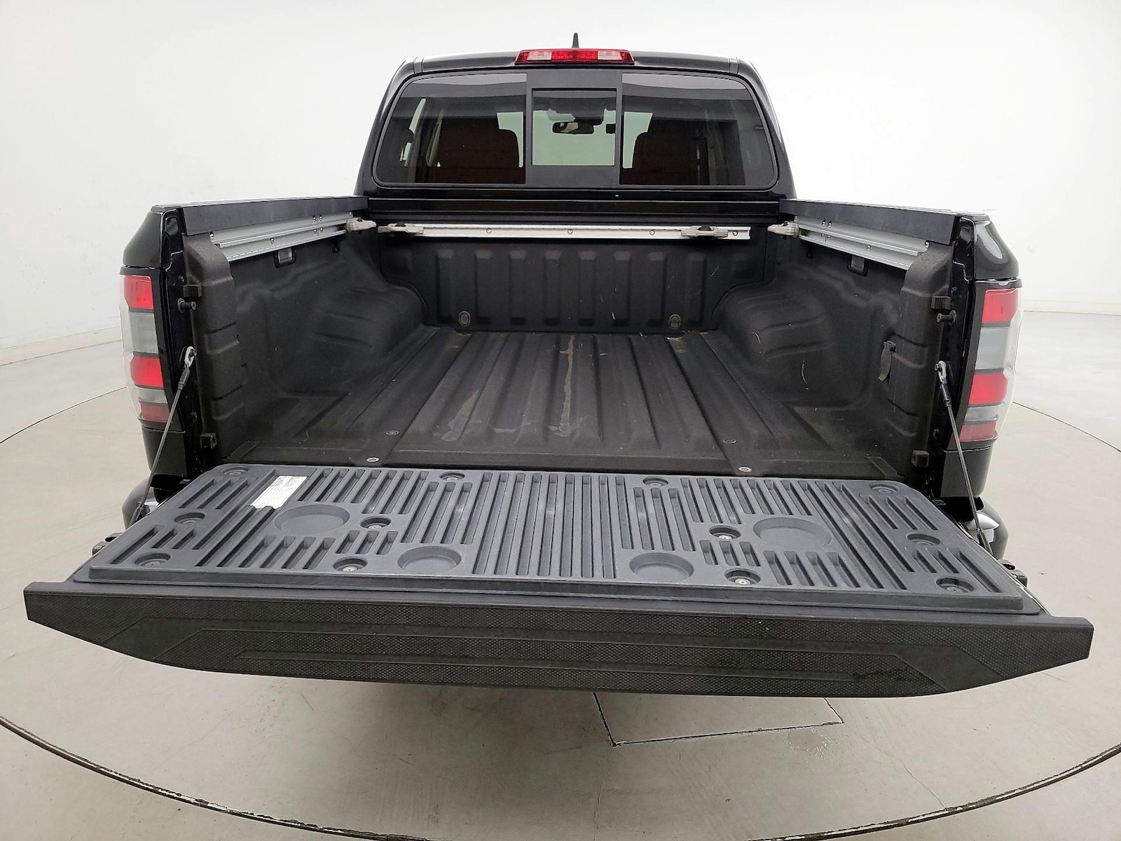 2022 Nissan Frontier SV - Photo 21