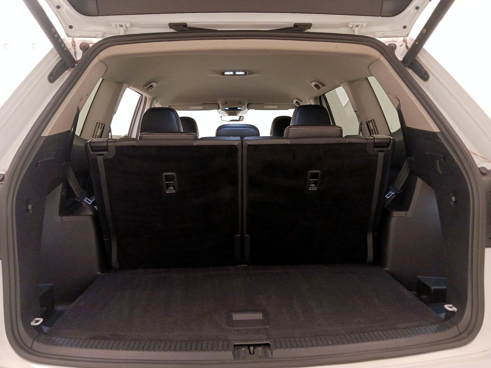 2024 Volkswagen Atlas SE w/Tech - Photo 22