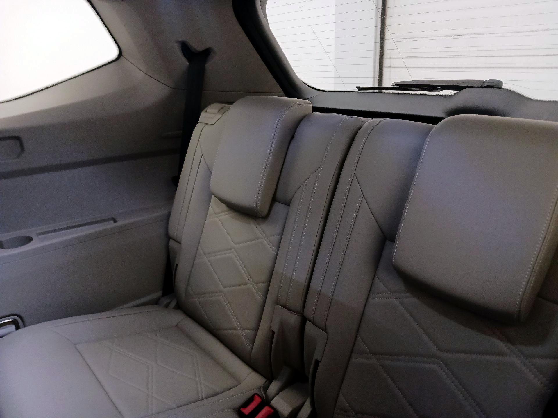 Thumbnail: 2024 Volkswagen Atlas - 20