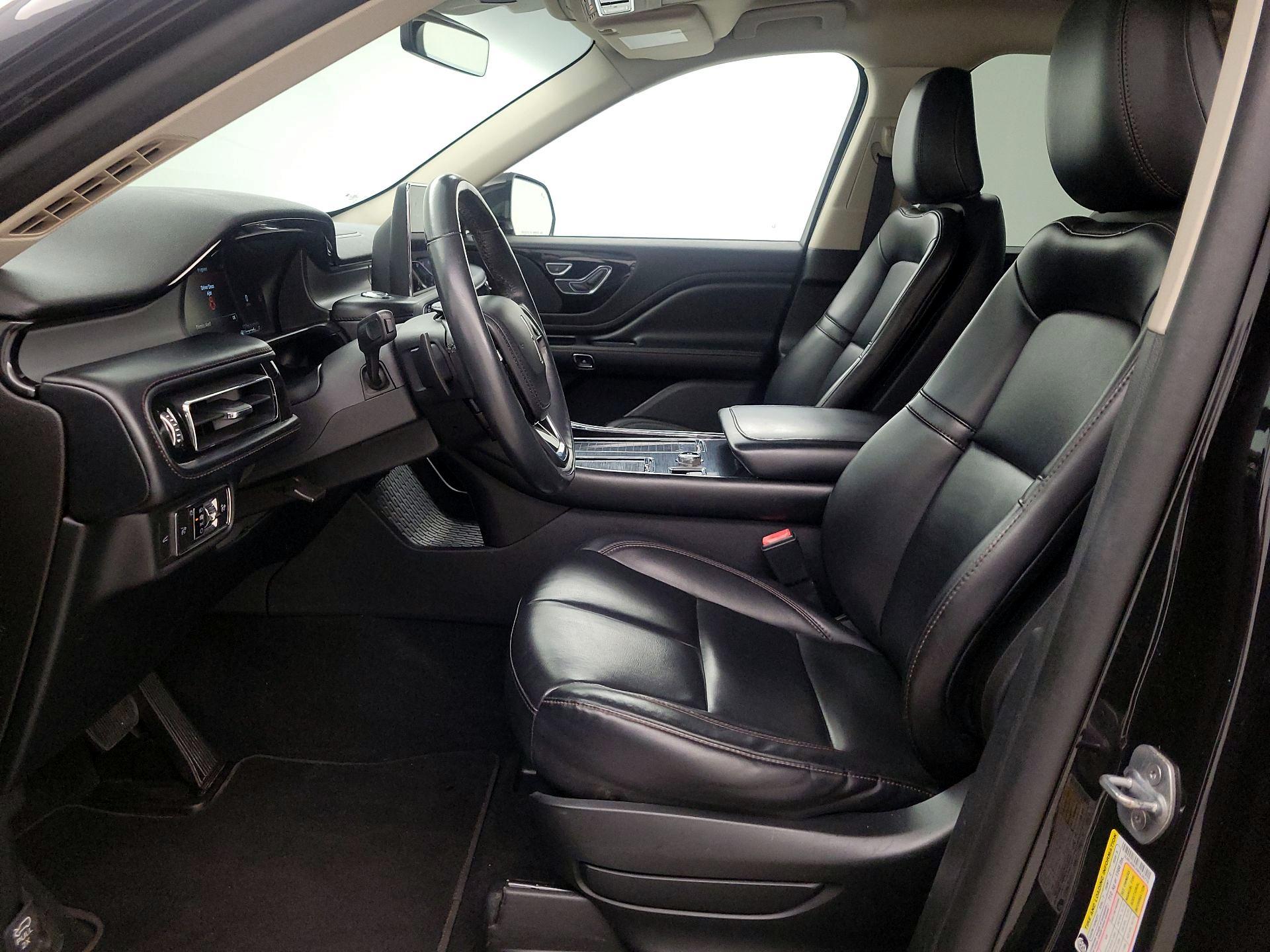 Thumbnail: 2021 Lincoln Aviator - 11