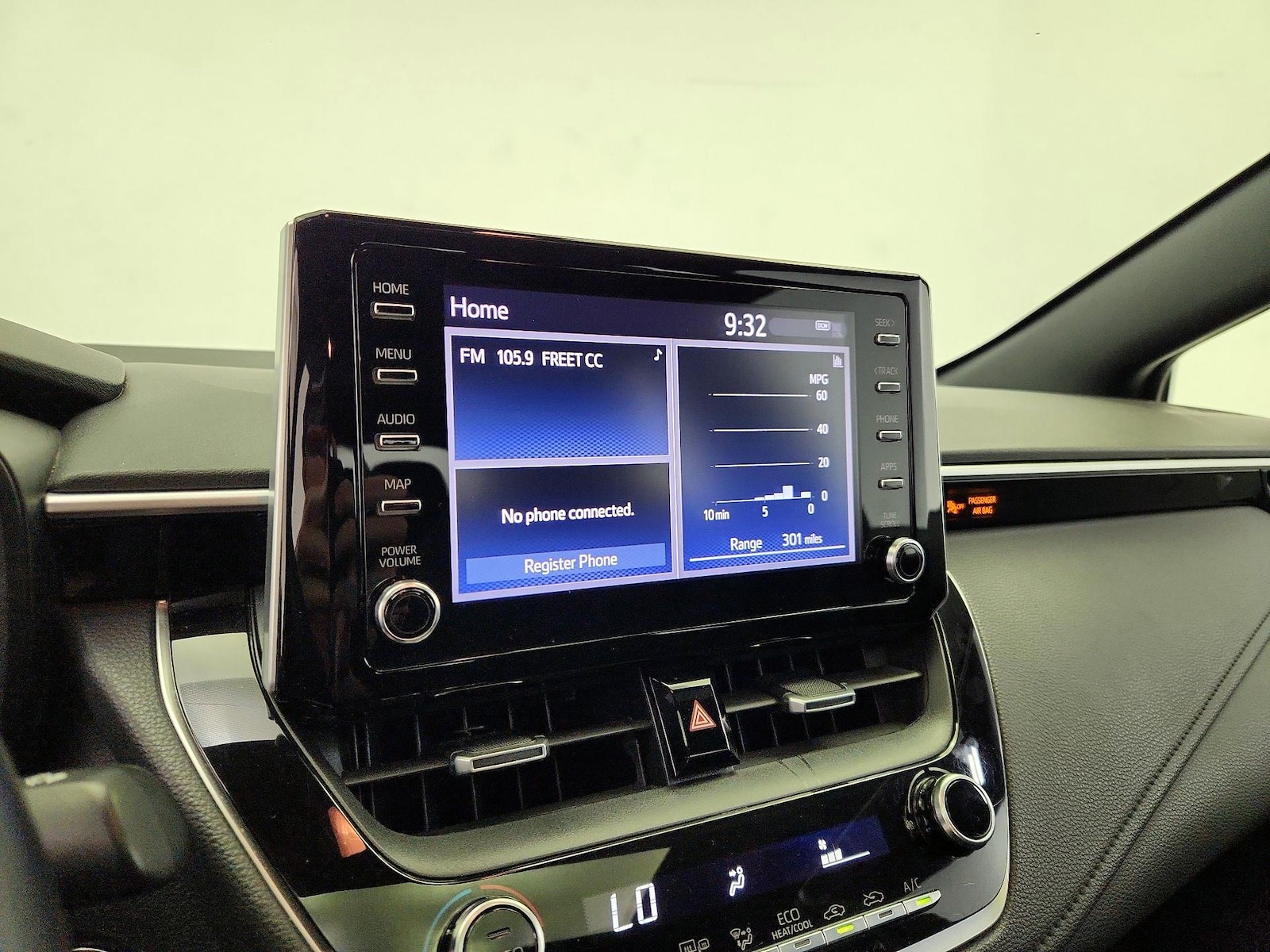 2020 Toyota Corolla SE - Photo 16