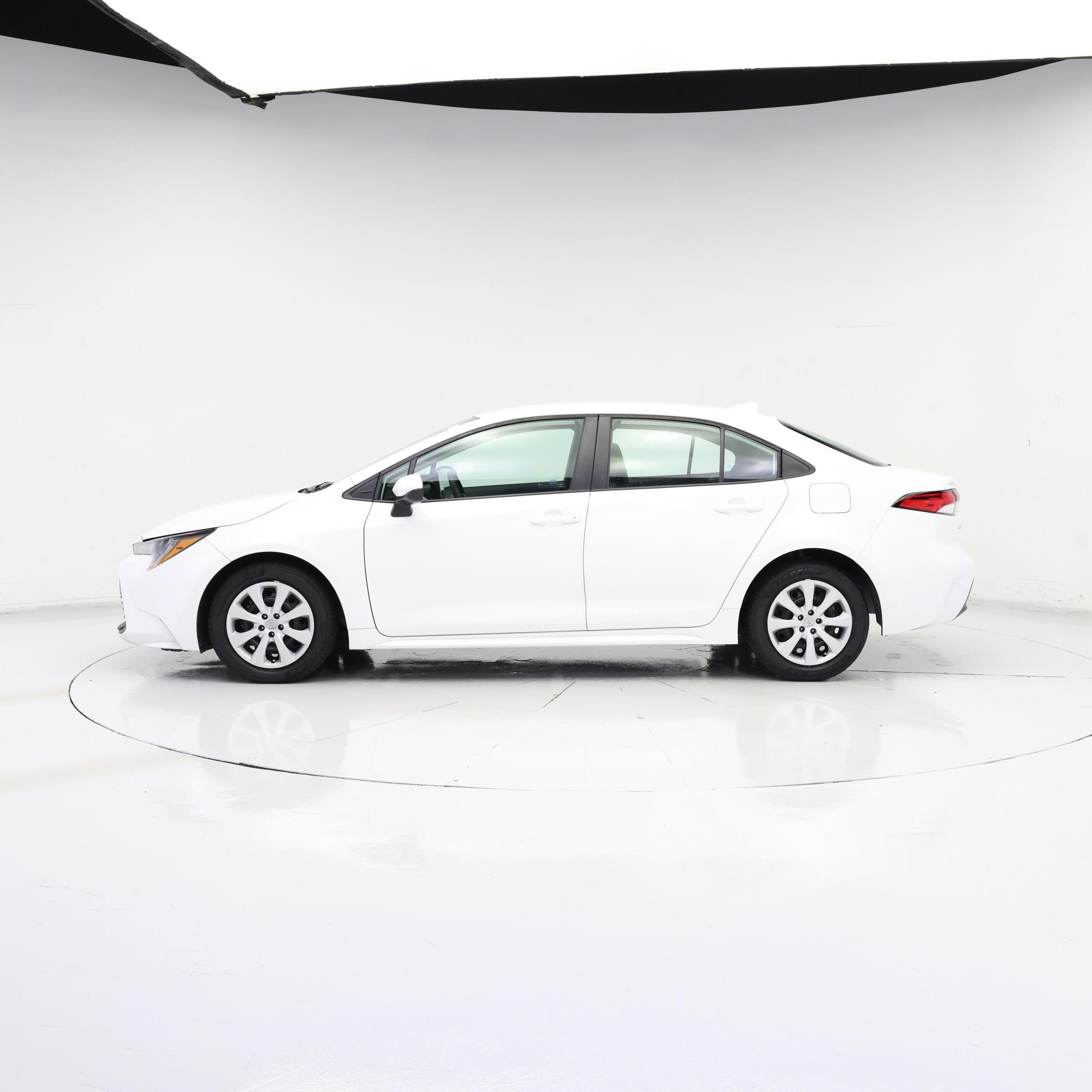 Thumbnail: 2023 Toyota Corolla - 3