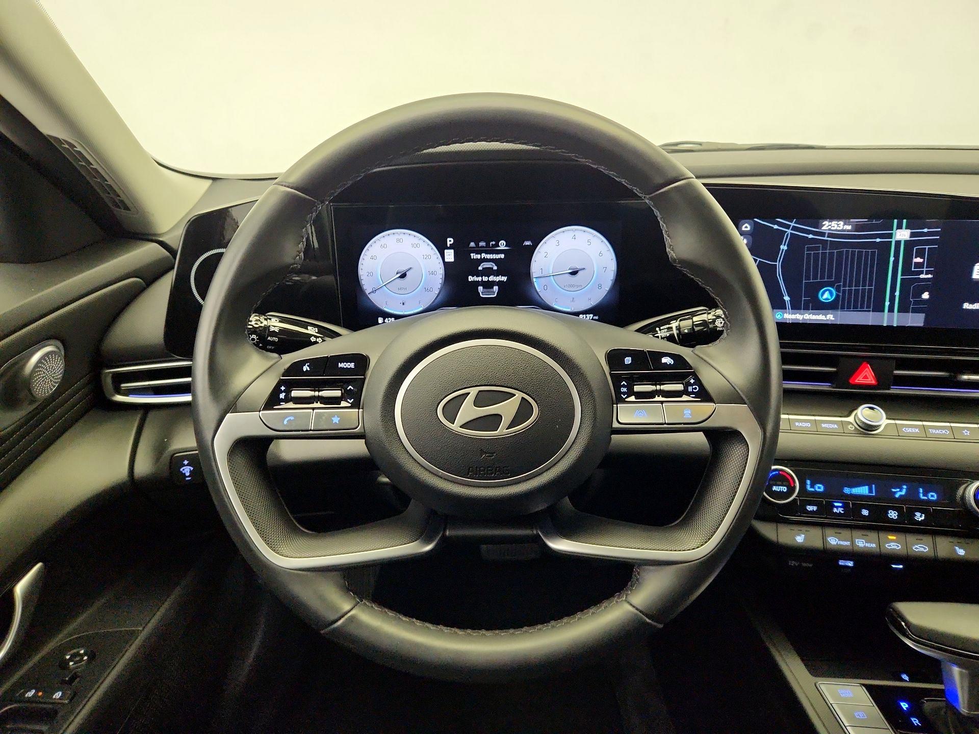 Thumbnail: 2025 Hyundai Elantra - 10