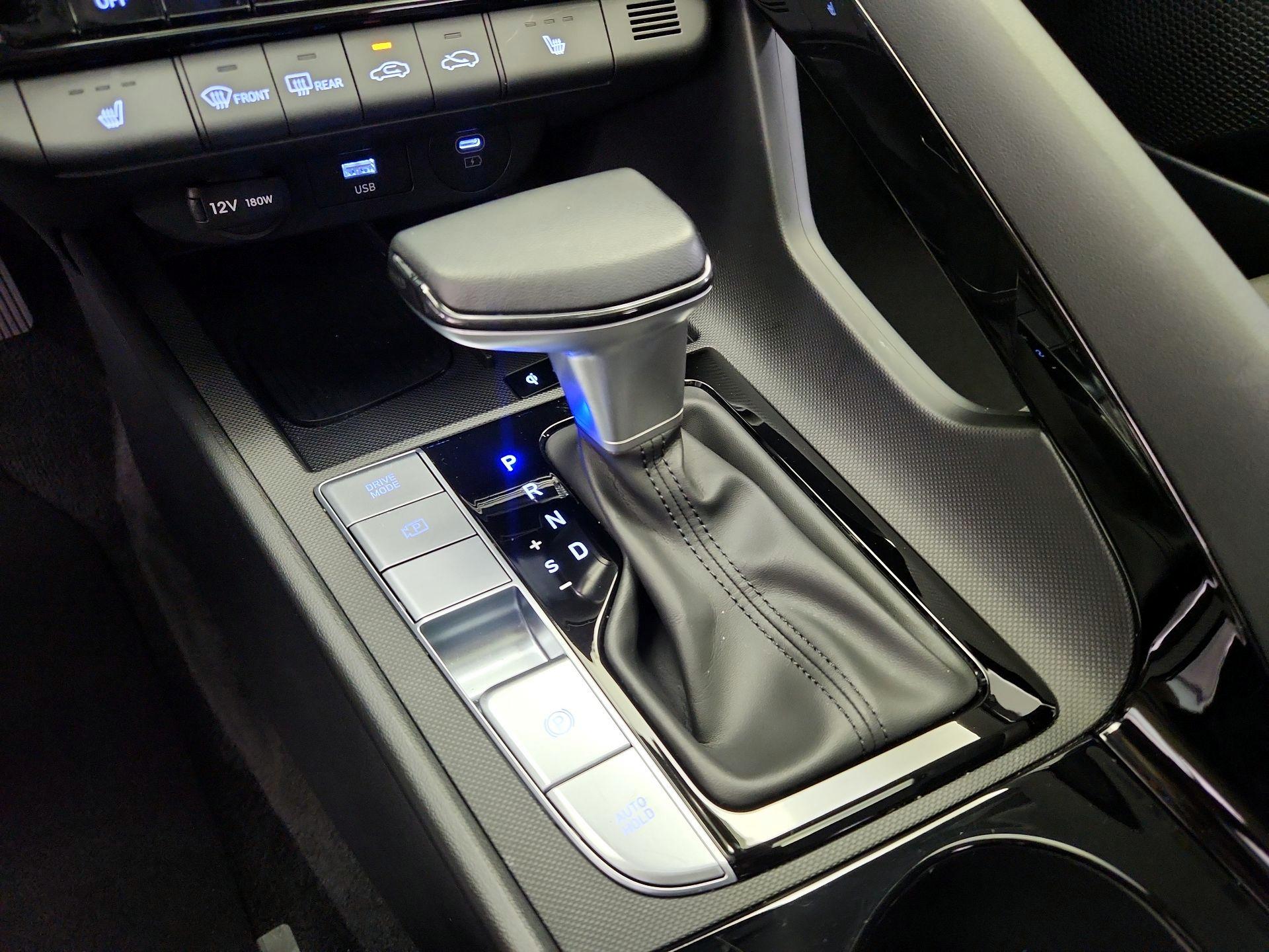 Thumbnail: 2025 Hyundai Elantra - 18