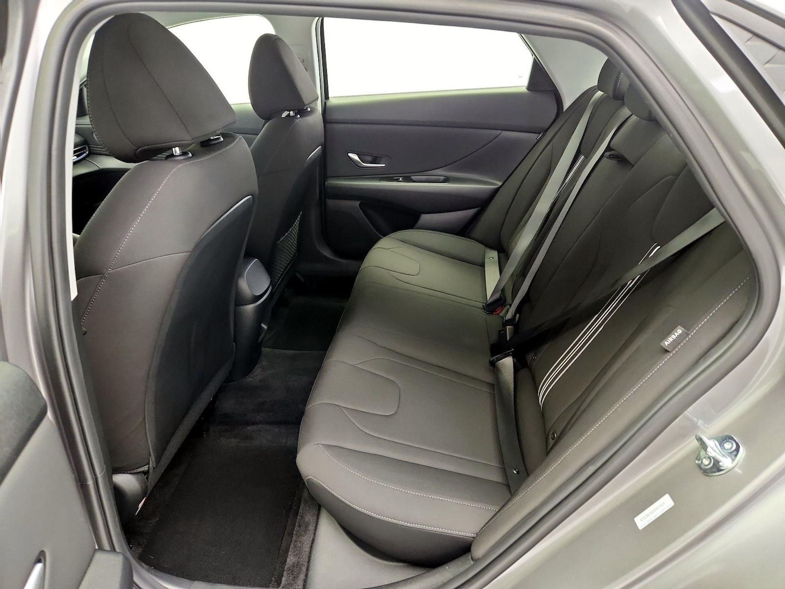 2025 Hyundai Elantra SEL - Photo 22