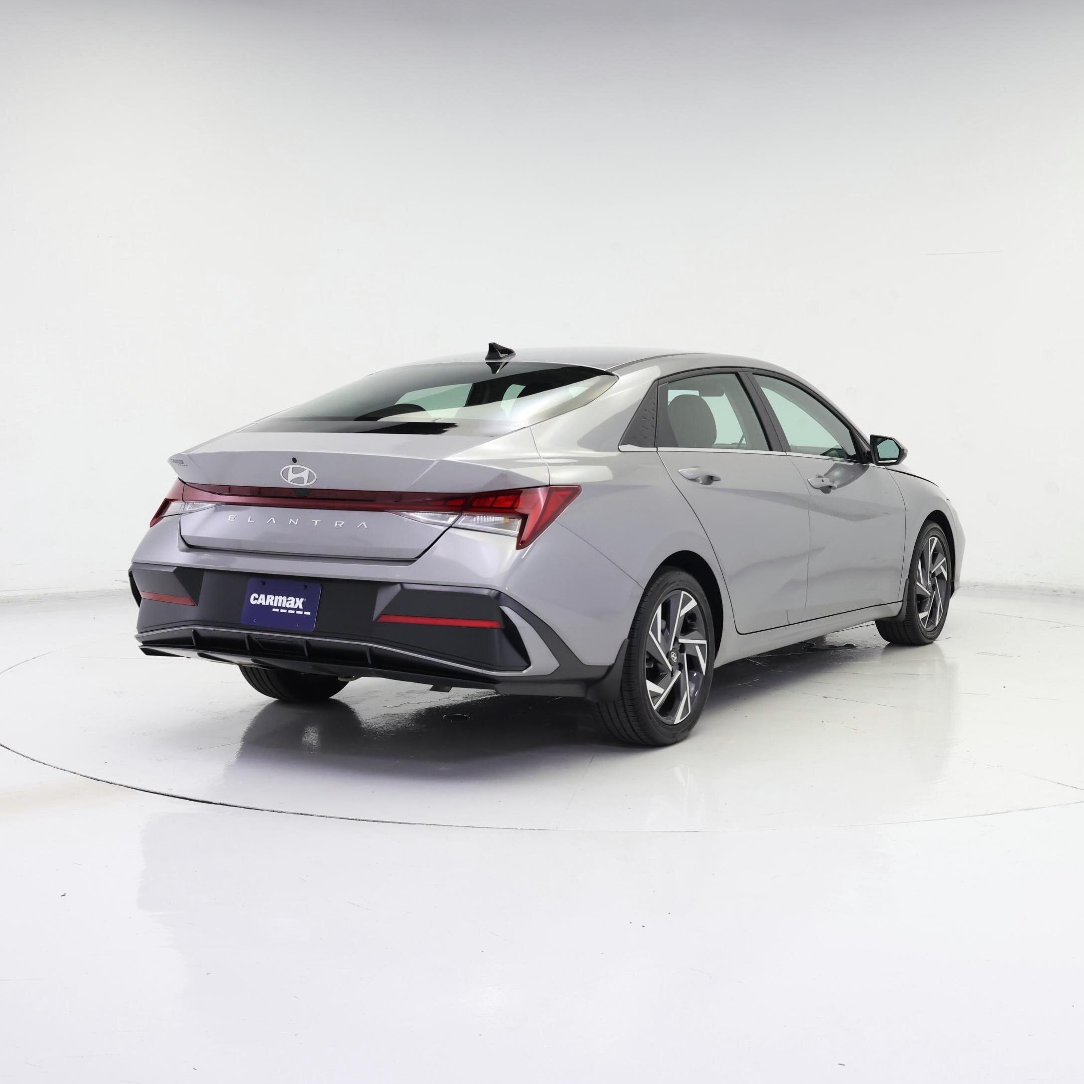 Thumbnail: 2025 Hyundai Elantra - 8
