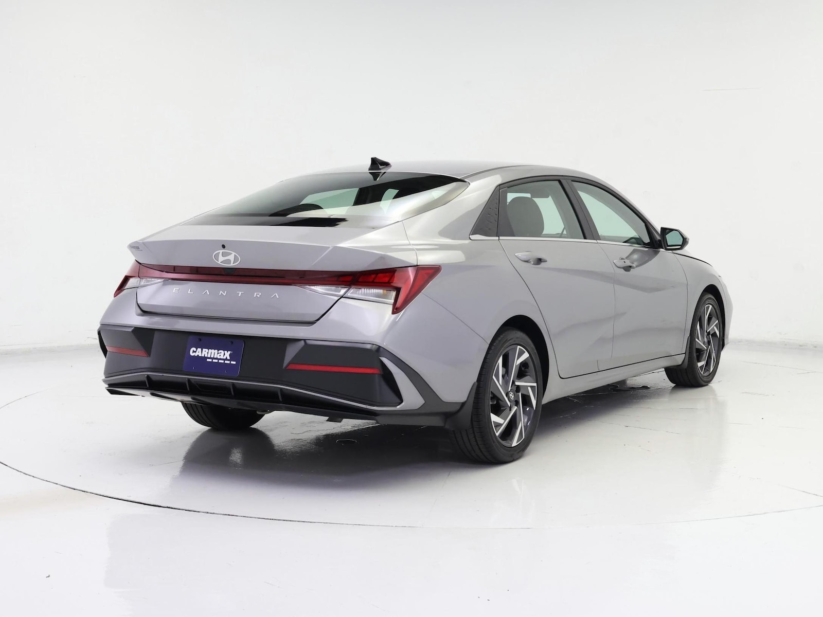2025 Hyundai Elantra SEL - Photo 9