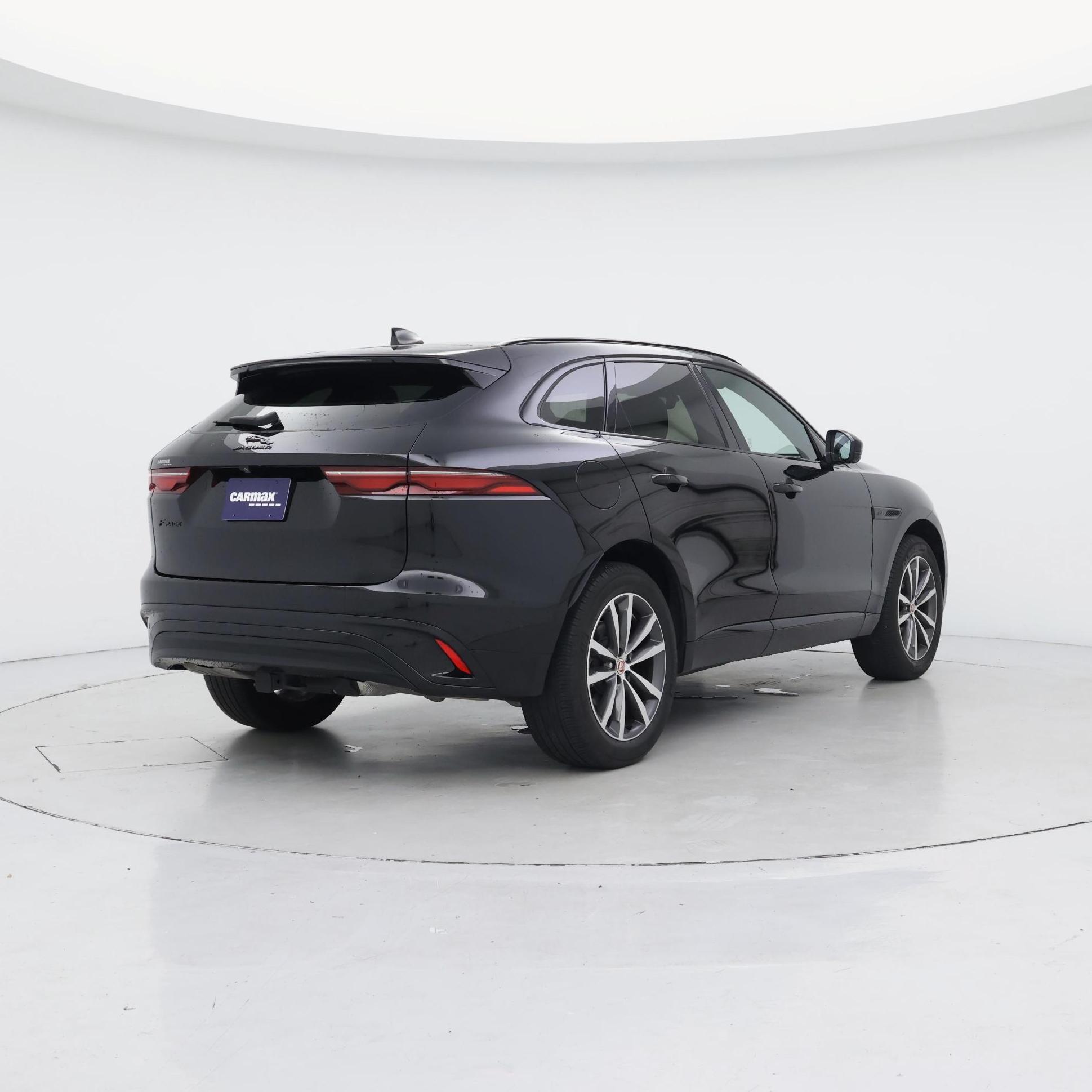 Thumbnail: 2021 Jaguar F-Pace - 8