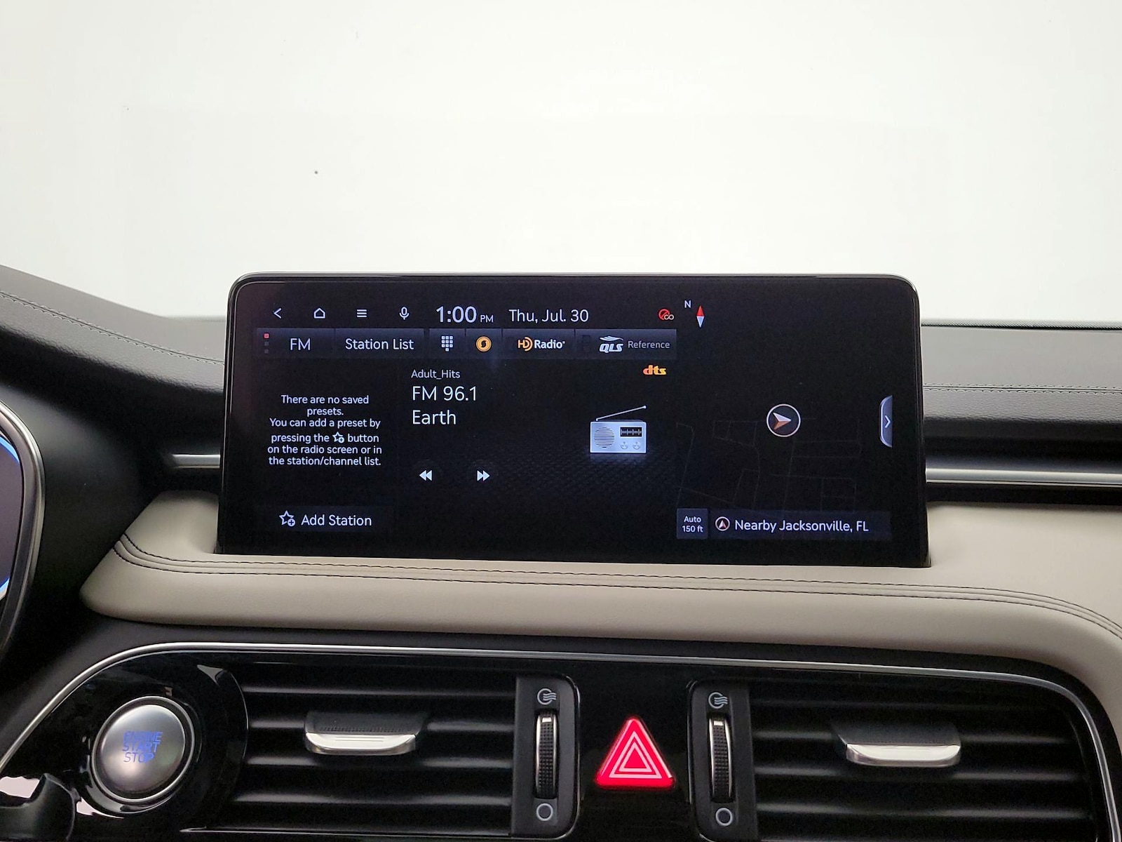 2023 GENESIS G70 Standard - Photo 17