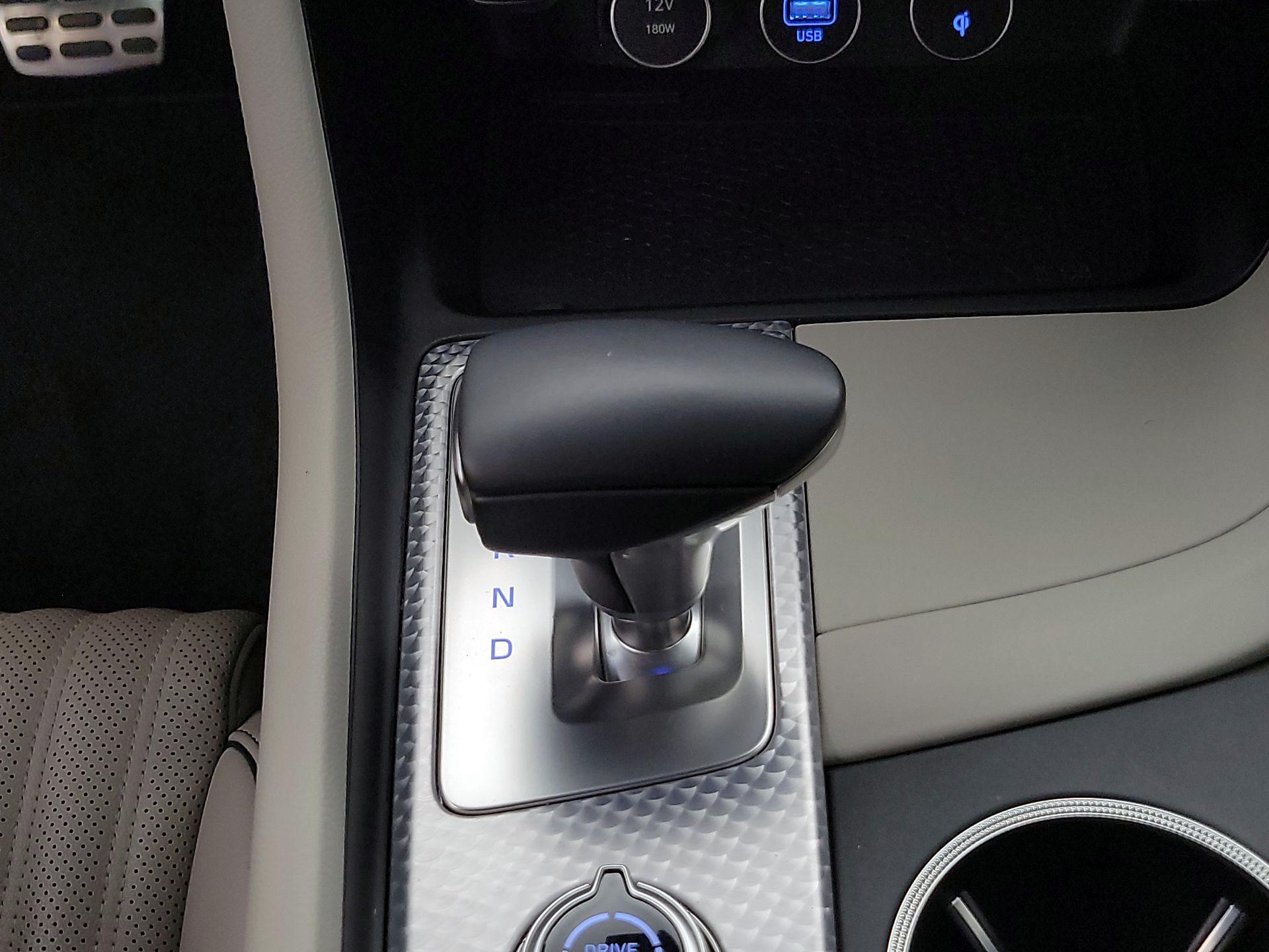 Thumbnail: 2023 Genesis G70 - 18