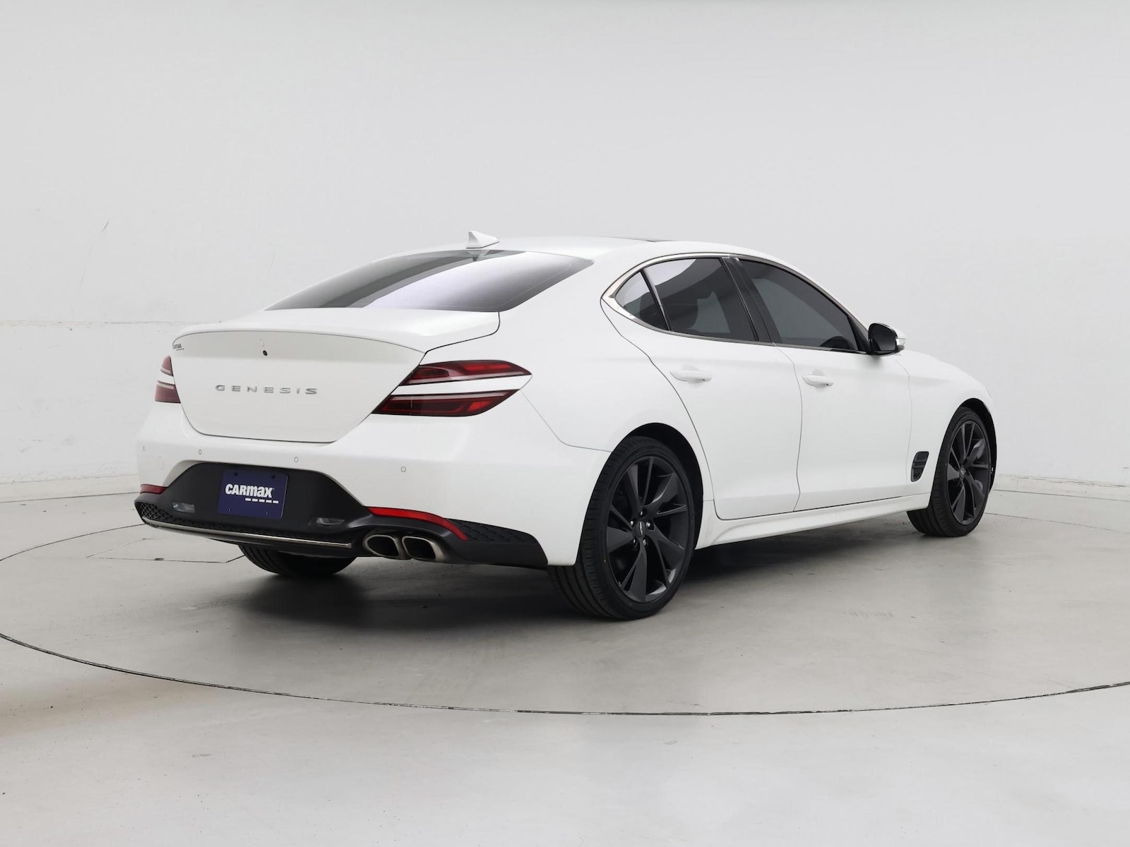 2023 GENESIS G70 Standard - Photo 9