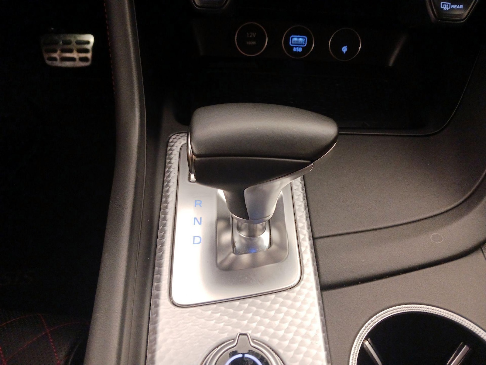 2023 GENESIS G70 Standard - Photo 19