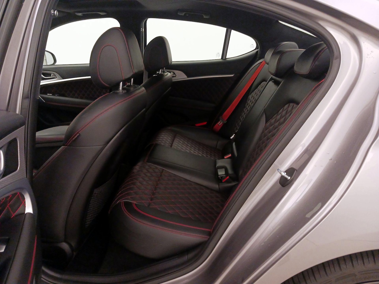 2023 GENESIS G70 Standard - Photo 22