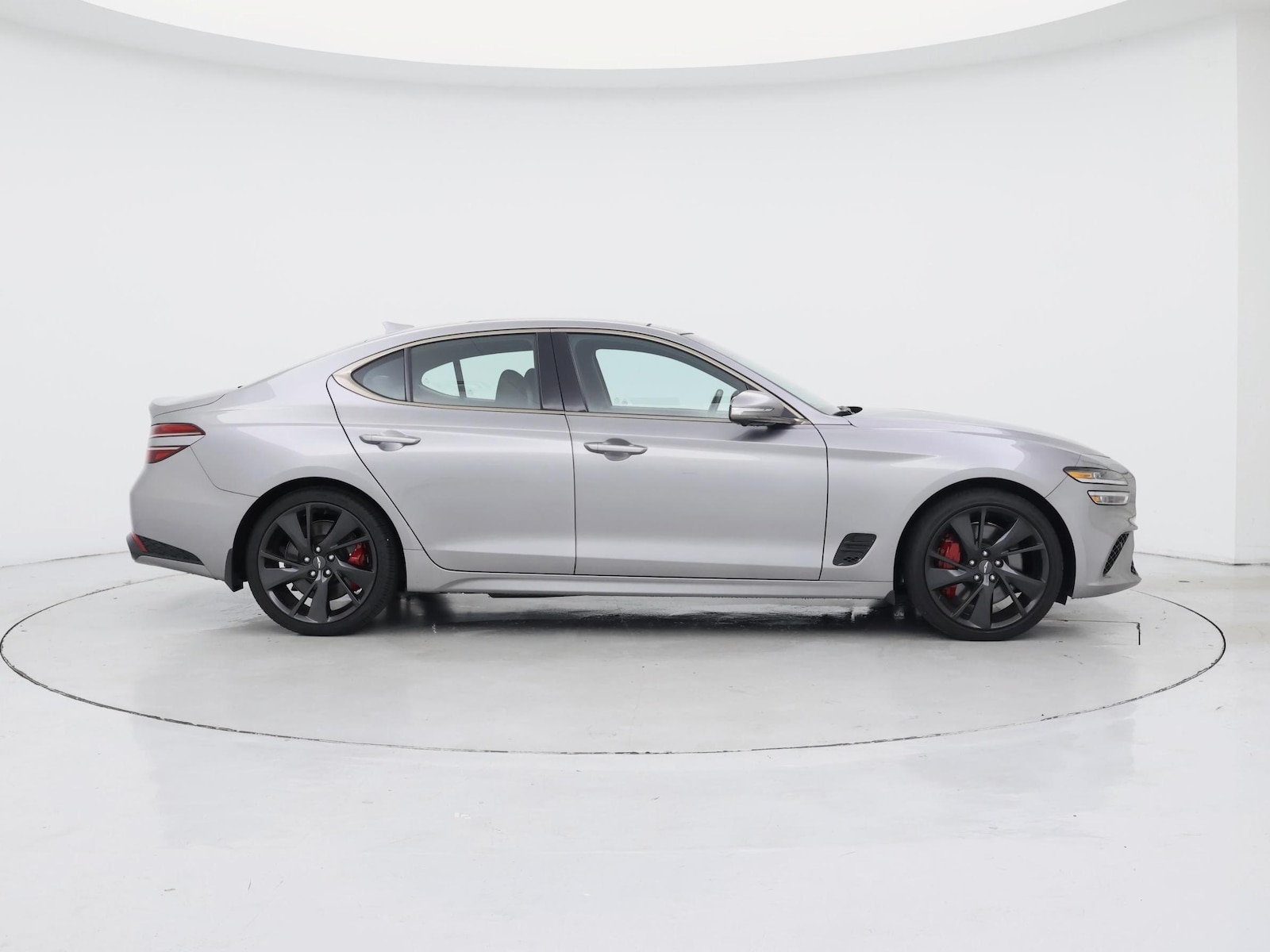 2023 GENESIS G70 Standard - Photo 8