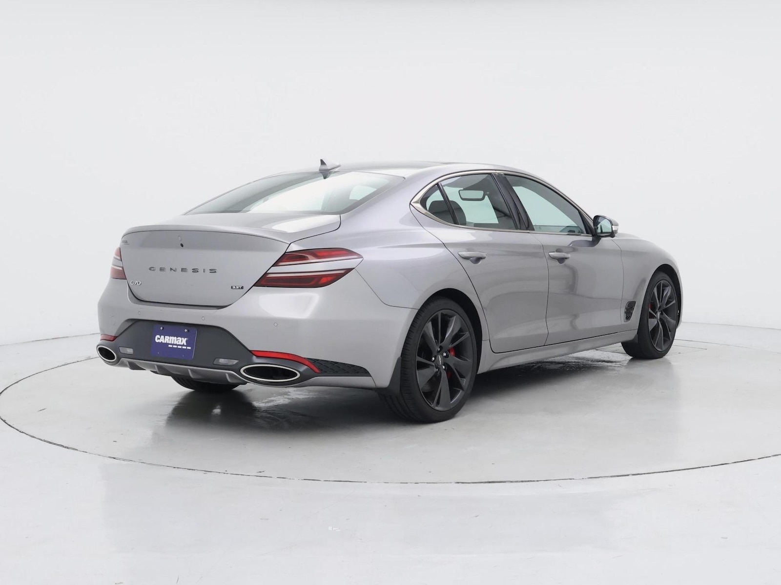 2023 GENESIS G70 Standard - Photo 9