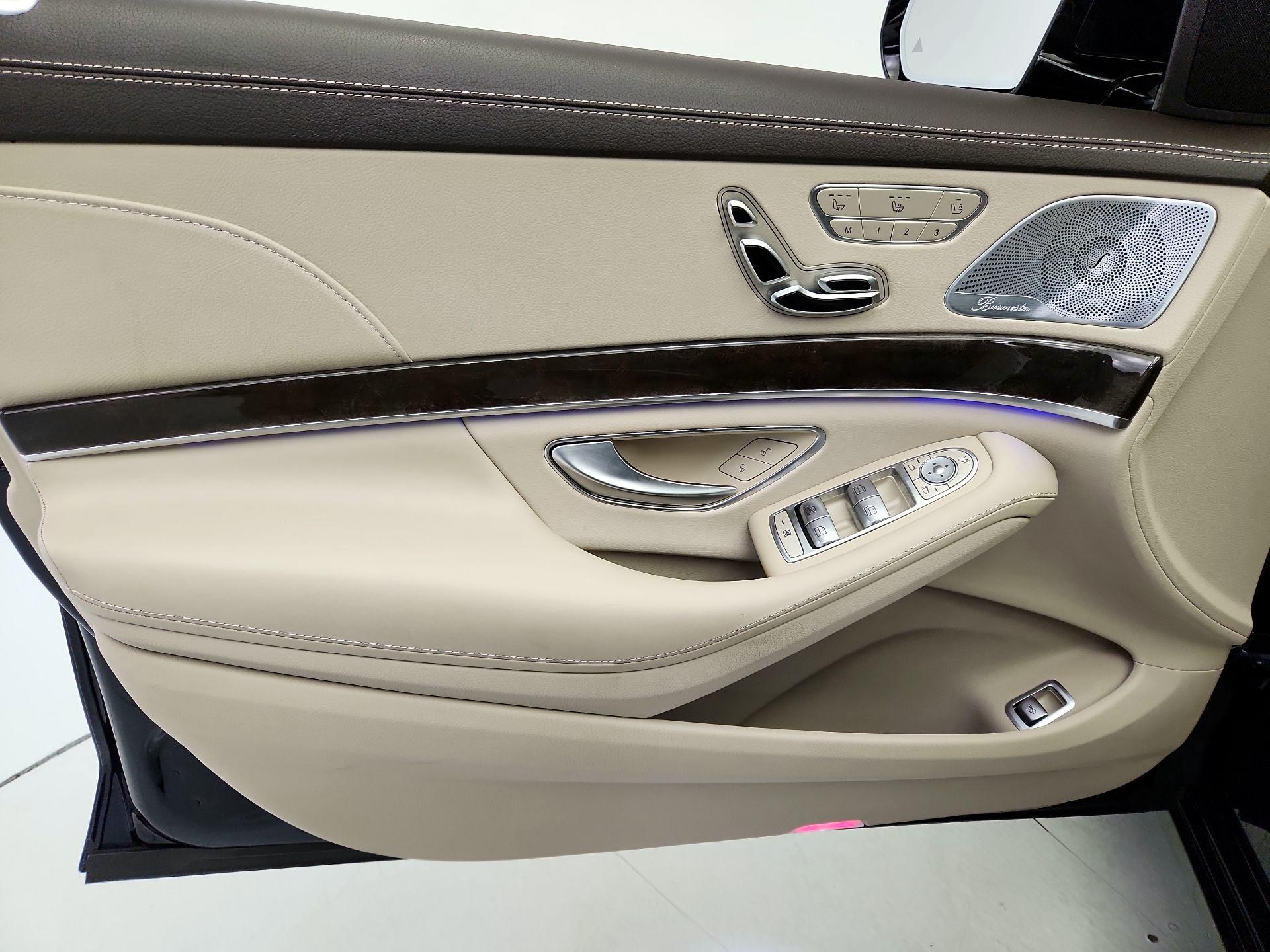Thumbnail: 2020 Mercedes-Benz S-Class - 12