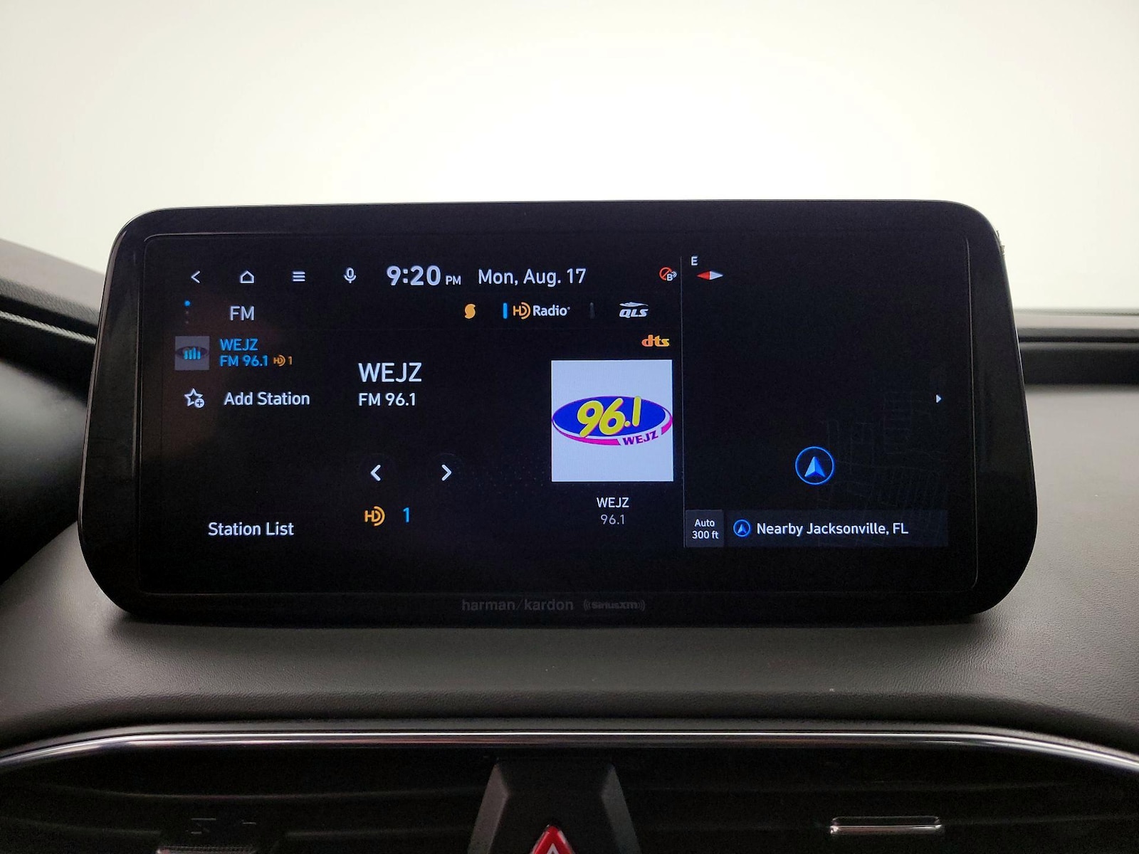2023 Hyundai Santa Fe SEL - Photo 17