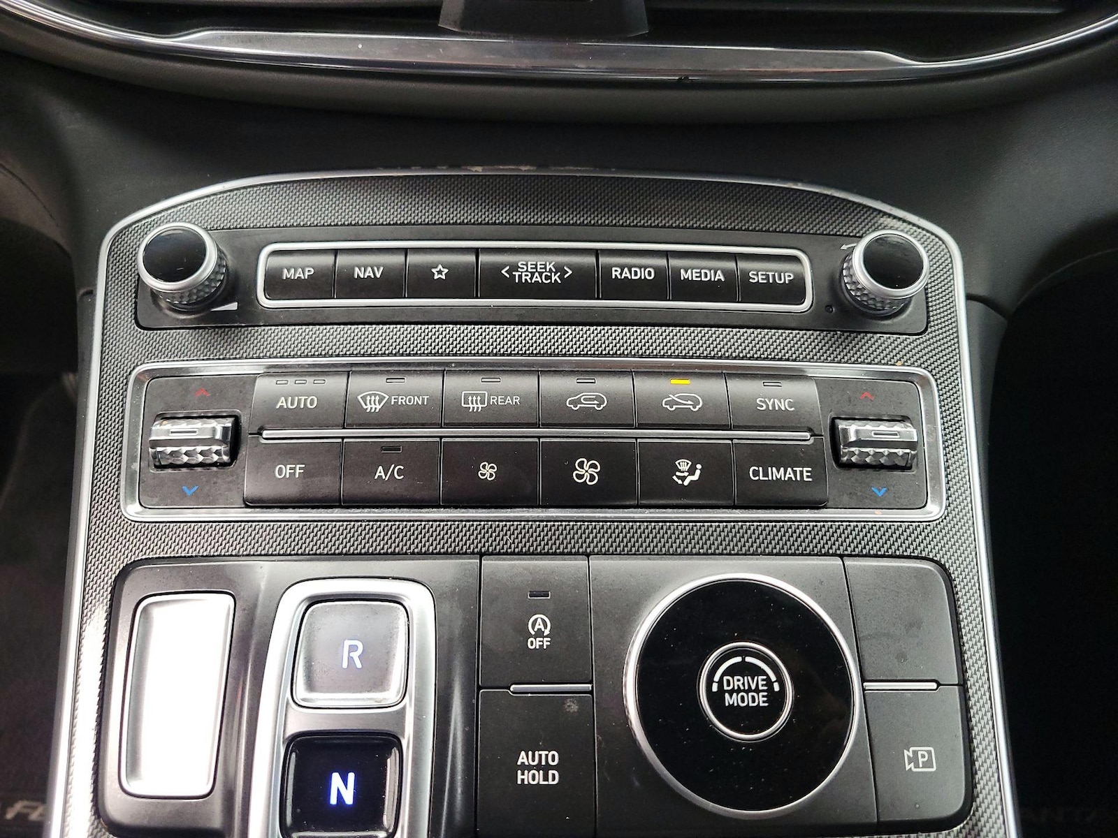 2023 Hyundai Santa Fe SEL - Photo 18