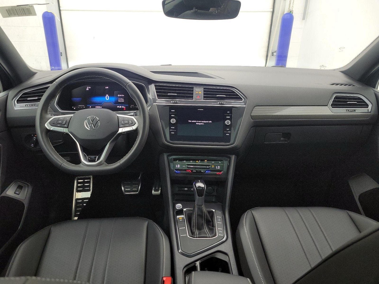 2023 Volkswagen Tiguan SE R-LINE BLACK - Photo 10
