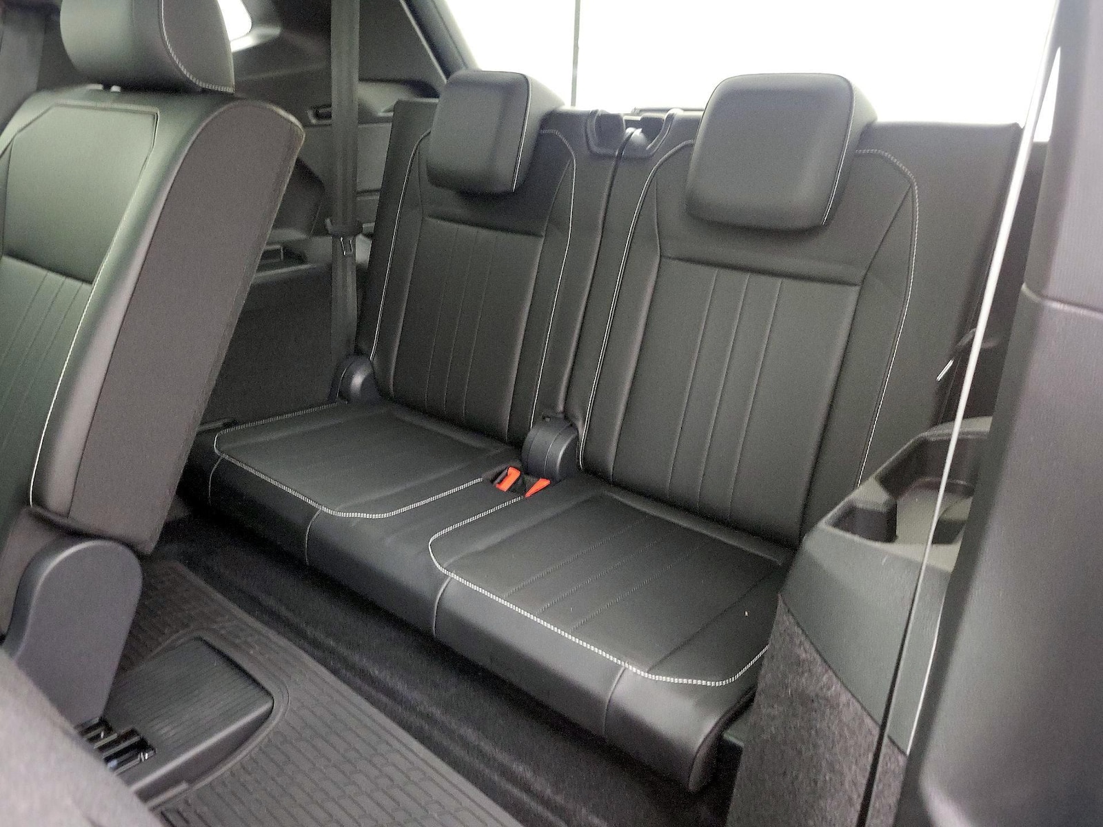 2023 Volkswagen Tiguan SE R-LINE BLACK - Photo 22