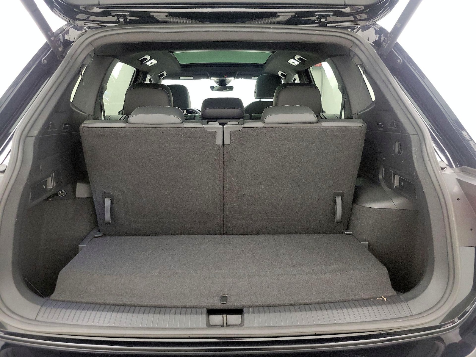 2023 Volkswagen Tiguan SE R-LINE BLACK - Photo 23