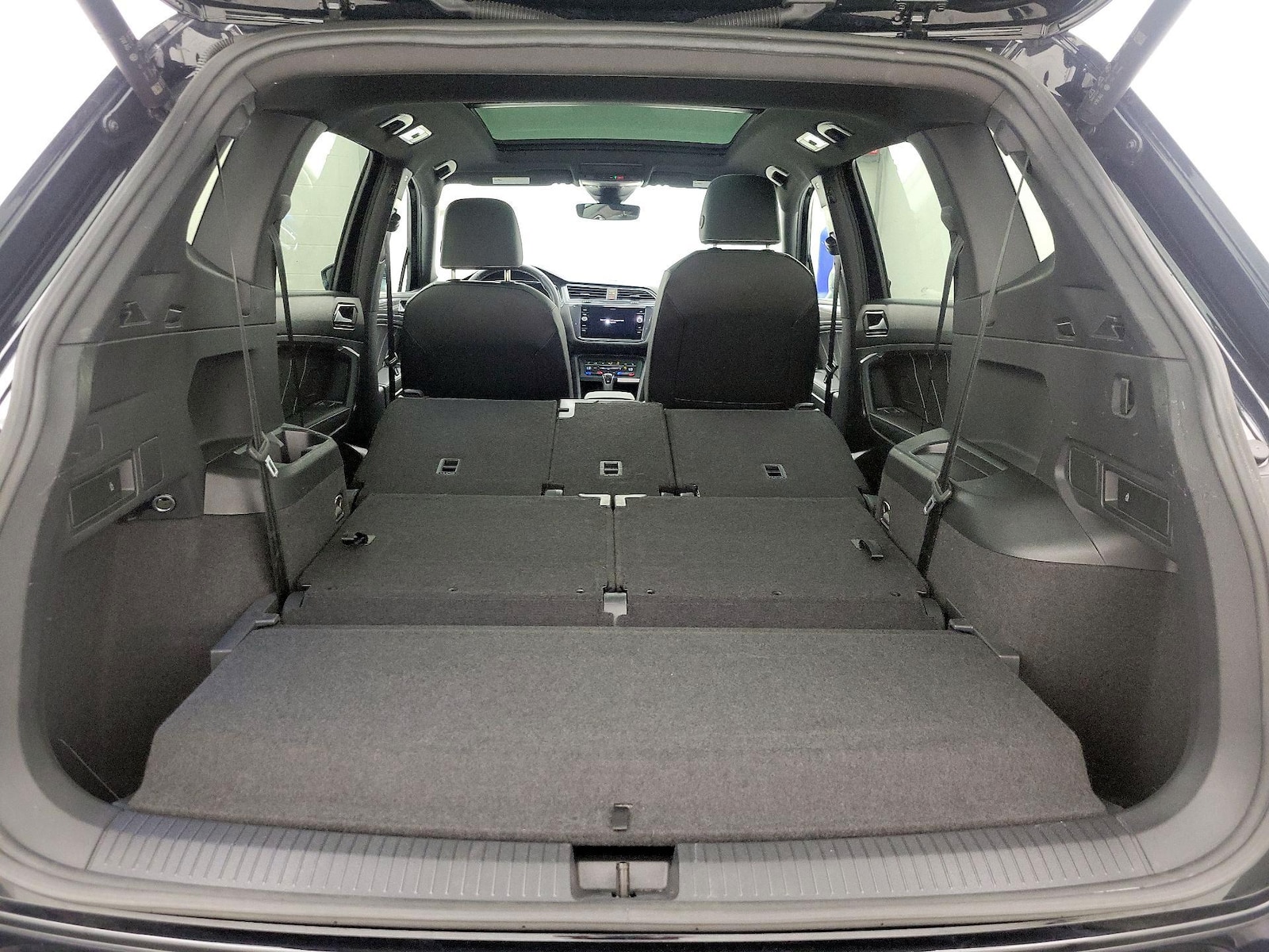 2023 Volkswagen Tiguan SE R-LINE BLACK - Photo 24