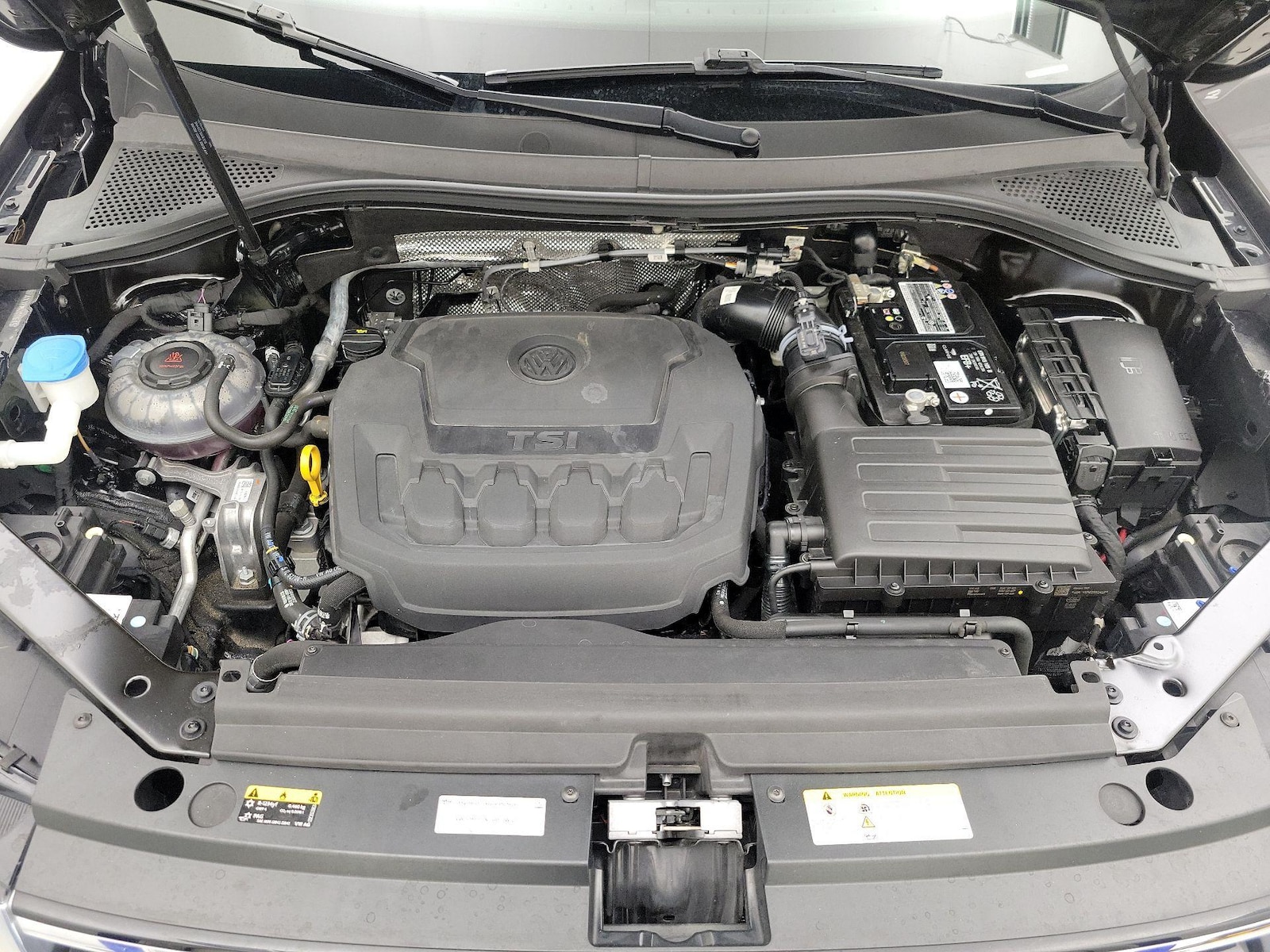 2023 Volkswagen Tiguan SE R-LINE BLACK - Photo 25