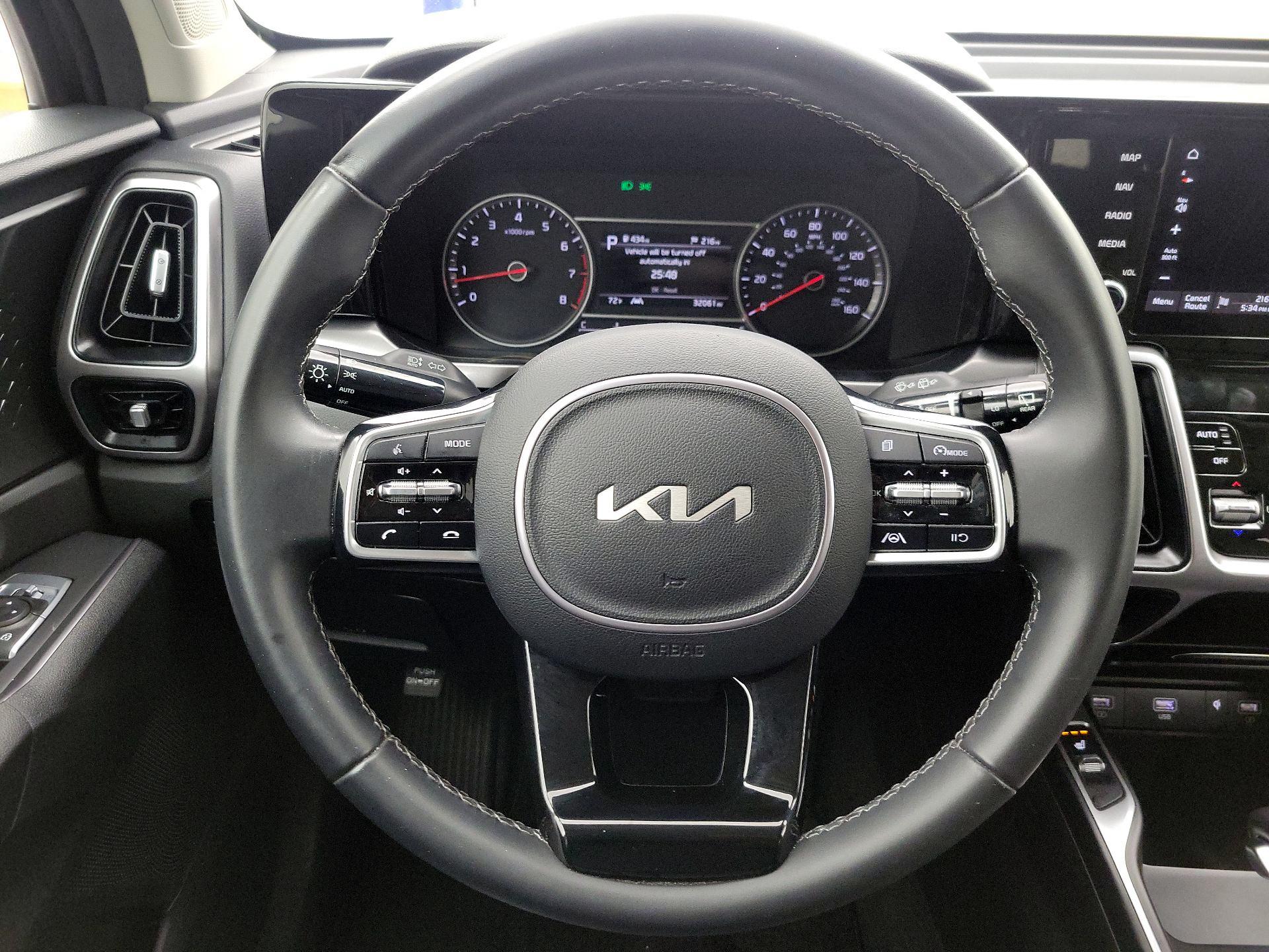 Thumbnail: 2023 Kia Sorento - 10
