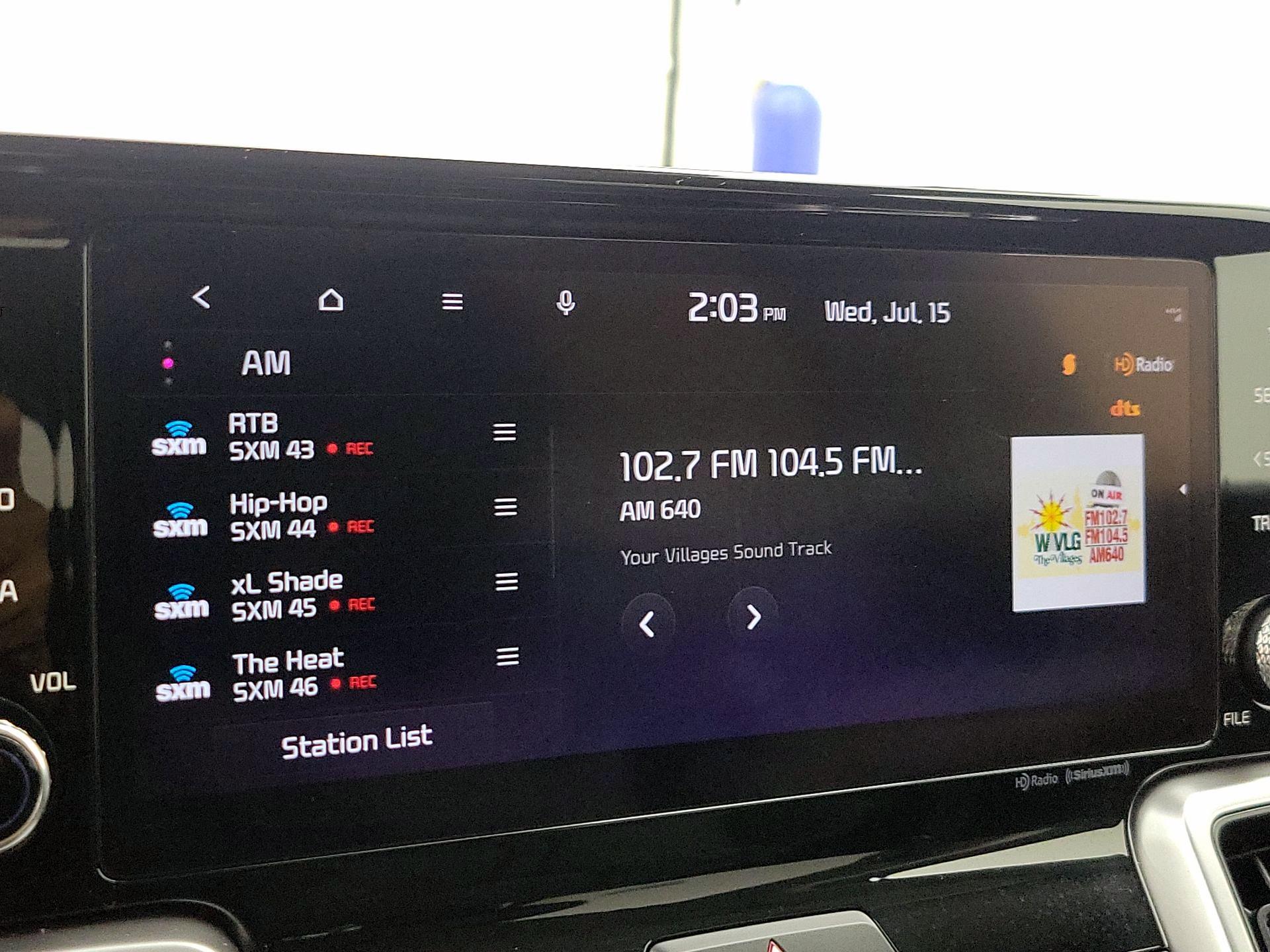 Thumbnail: 2023 Kia Sorento - 16