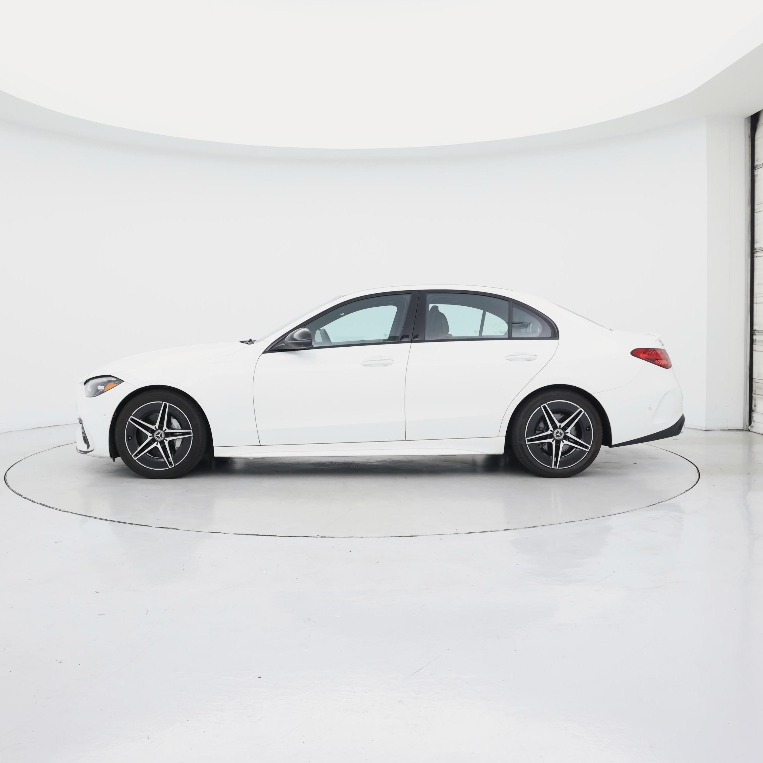 Thumbnail: 2025 Mercedes-Benz C-Class - 3