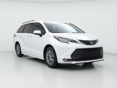 2023 Toyota Sienna Hybrid XLE