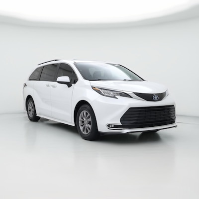 2023 Toyota Sienna Hybrid XLE