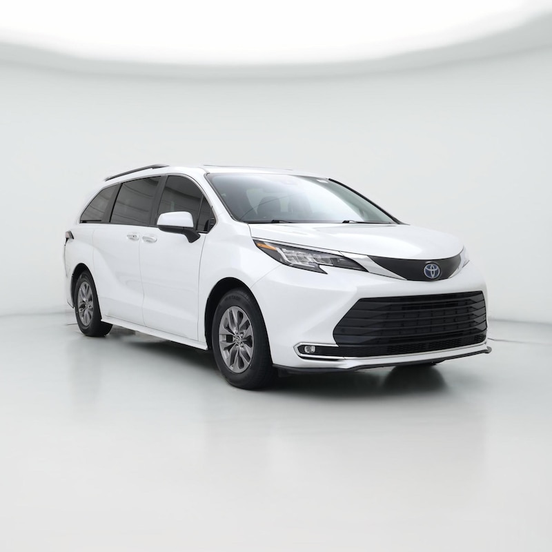 2023 Toyota Sienna Hybrid XLE