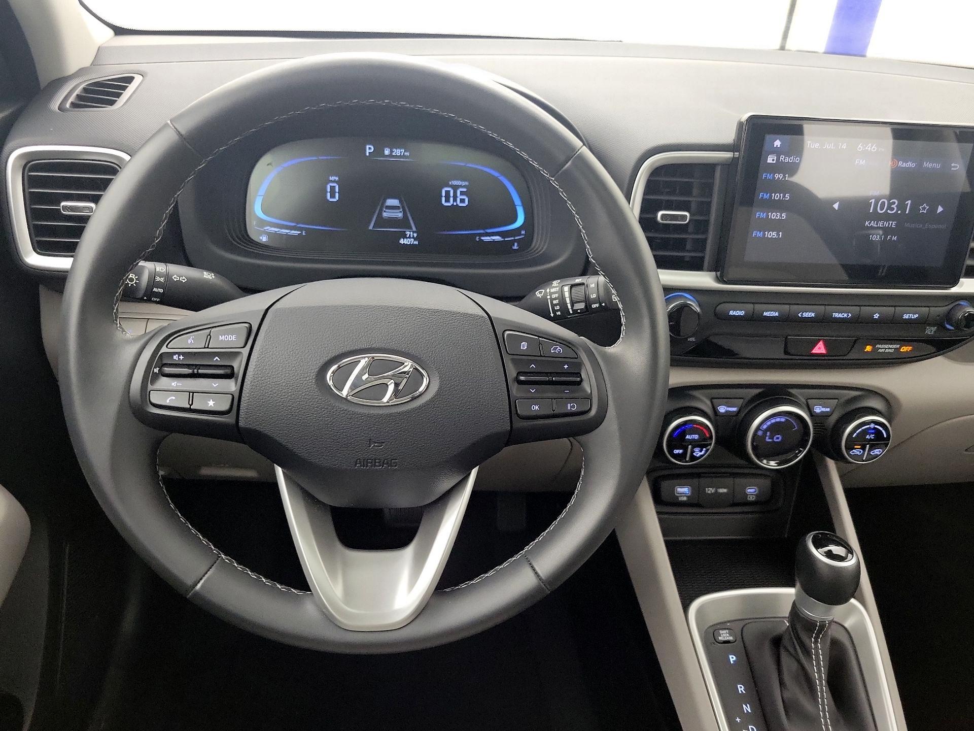 Thumbnail: 2025 Hyundai Venue - 10