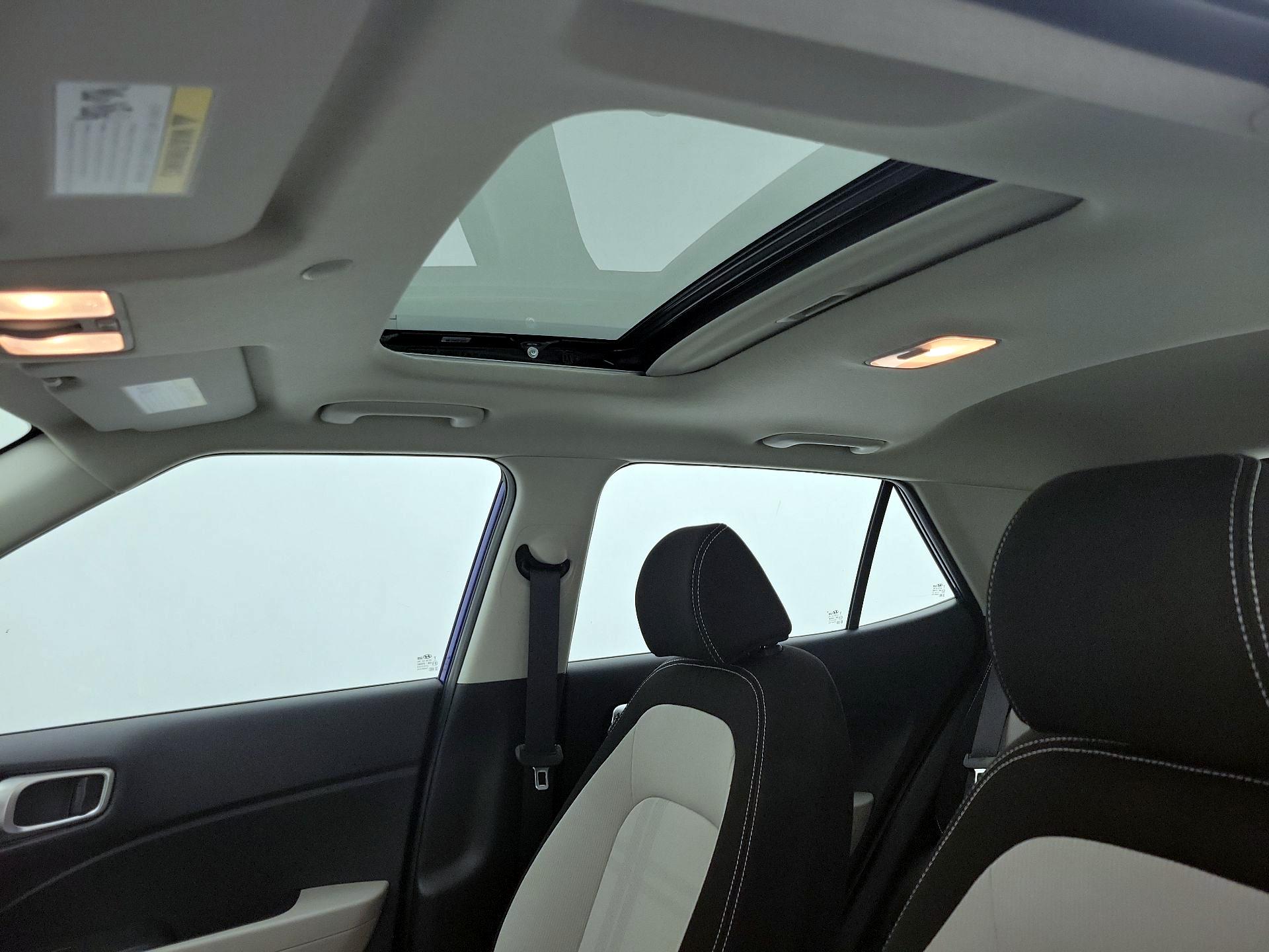 Thumbnail: 2025 Hyundai Venue - 19