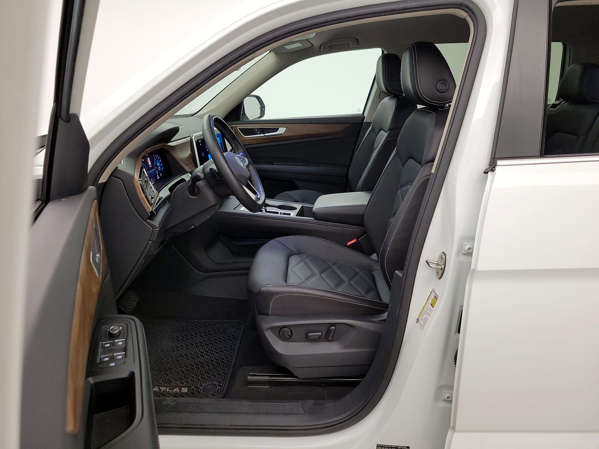 Thumbnail: 2024 Volkswagen Atlas - 11