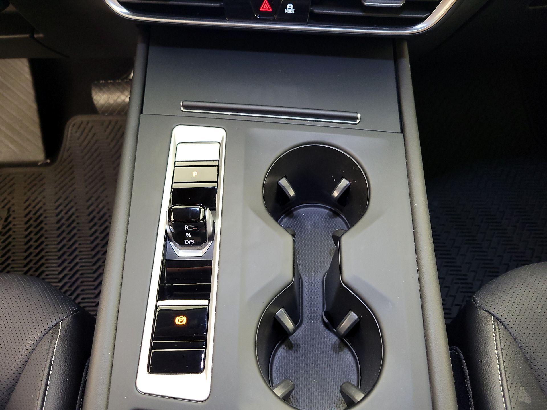 Thumbnail: 2024 Volkswagen Atlas - 17