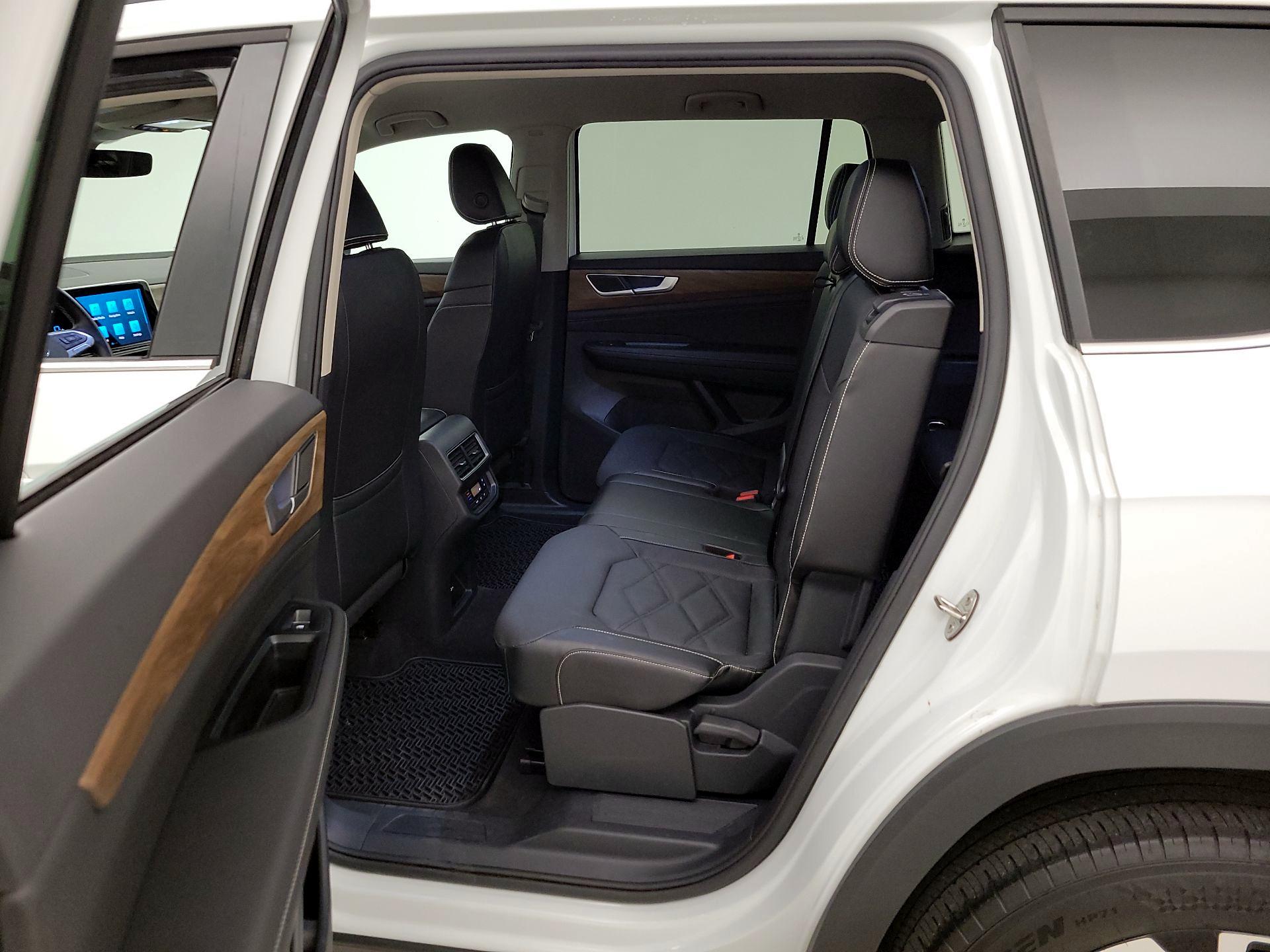 Thumbnail: 2024 Volkswagen Atlas - 19