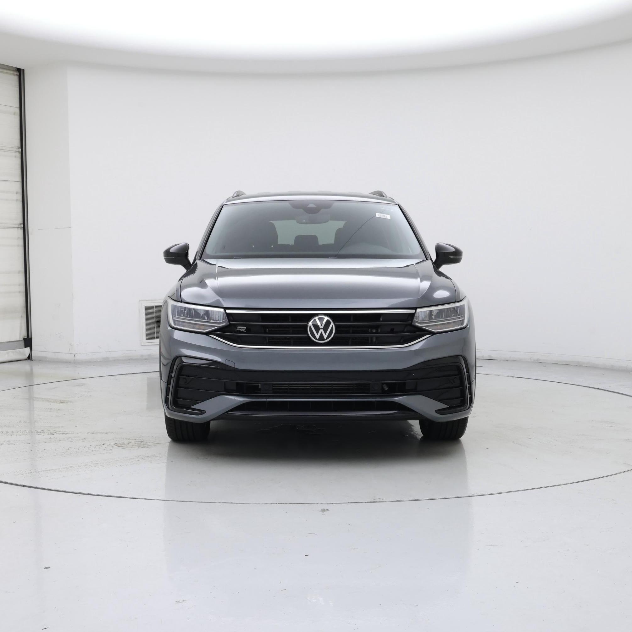 Thumbnail: 2022 Volkswagen Tiguan - 5