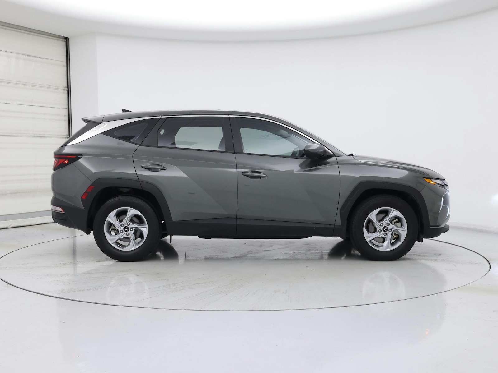 2023 Hyundai Tucson SE - Photo 8