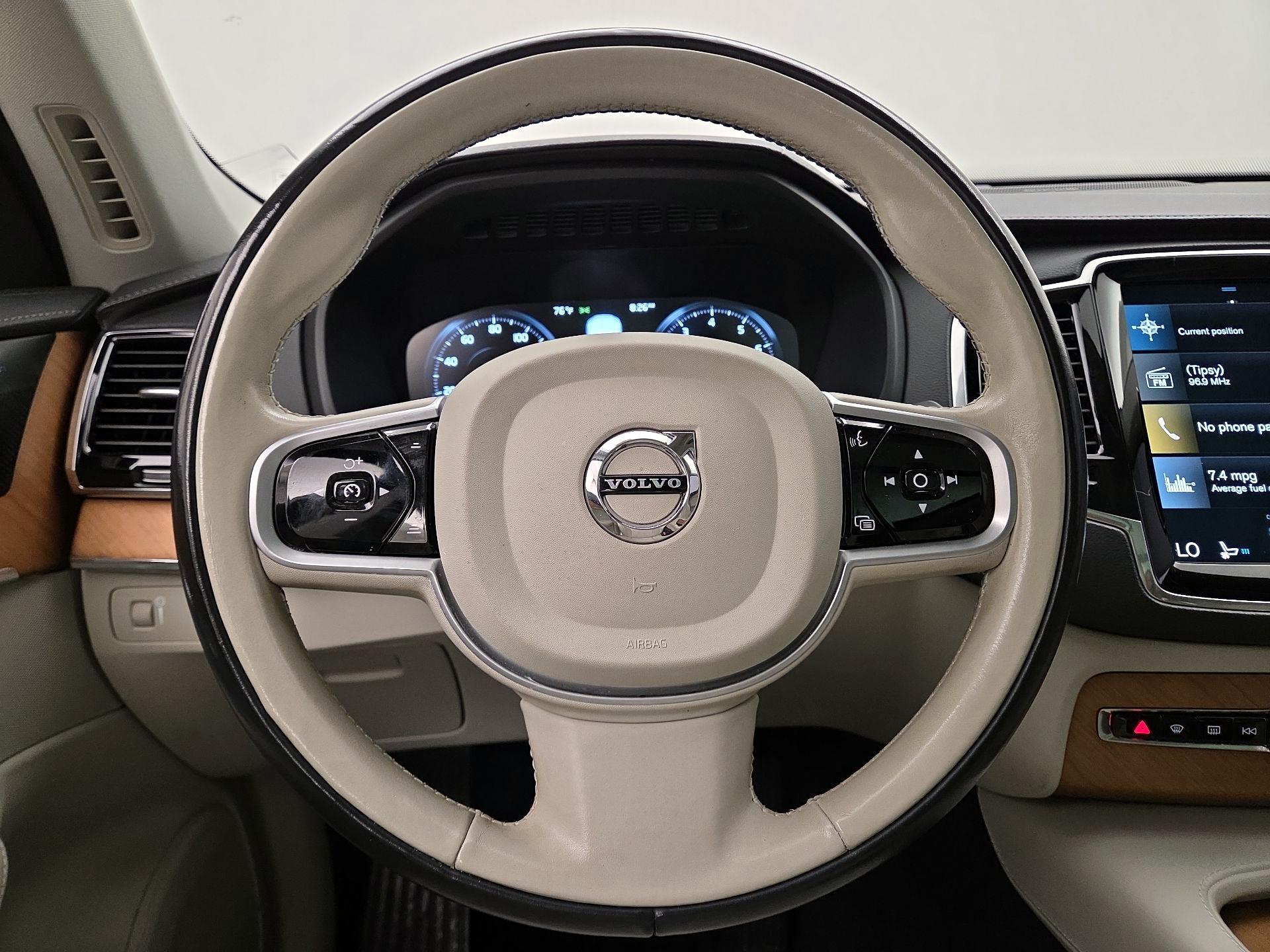 Thumbnail: 2020 Volvo XC90 - 10