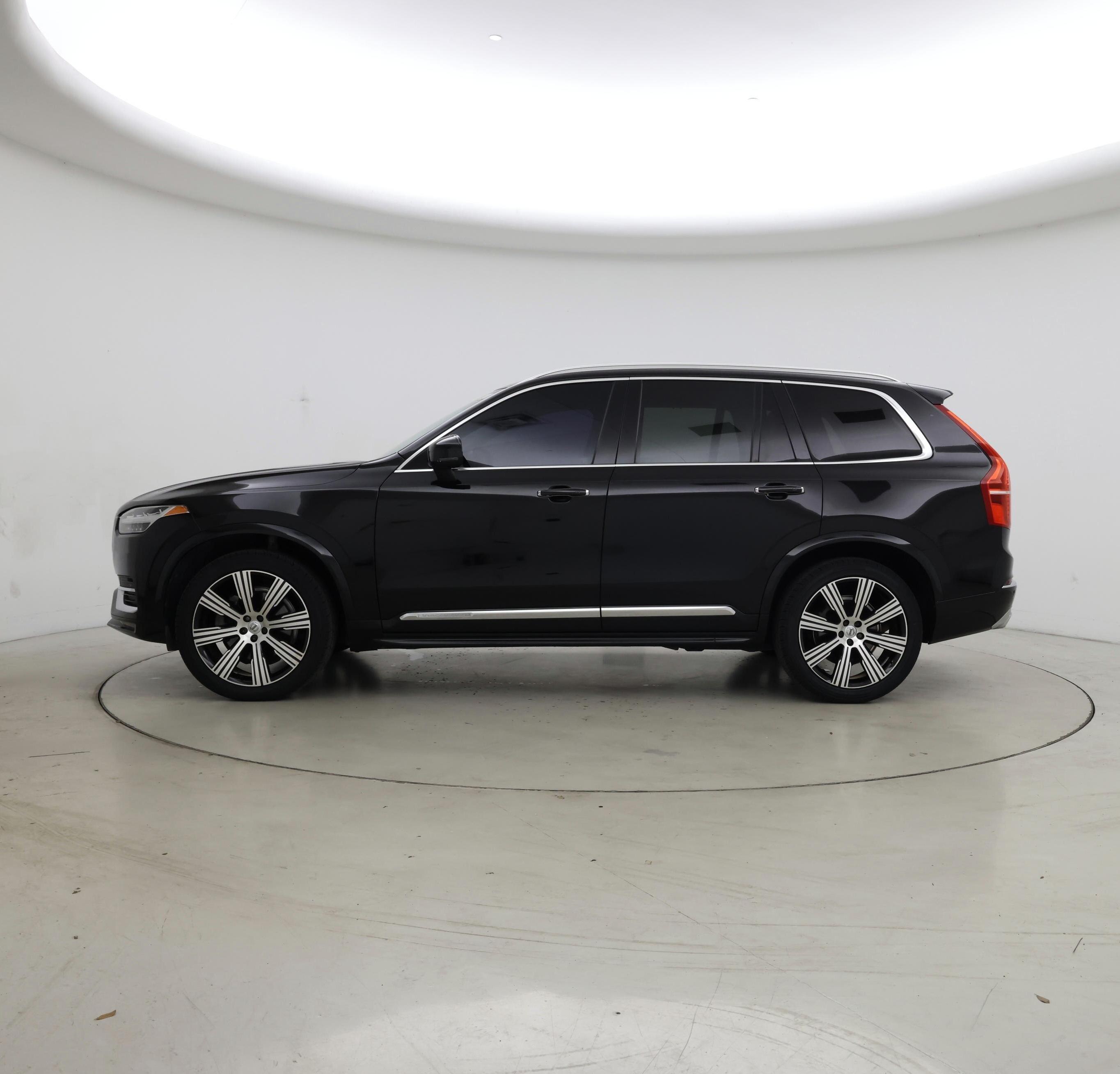 Thumbnail: 2020 Volvo XC90 - 3
