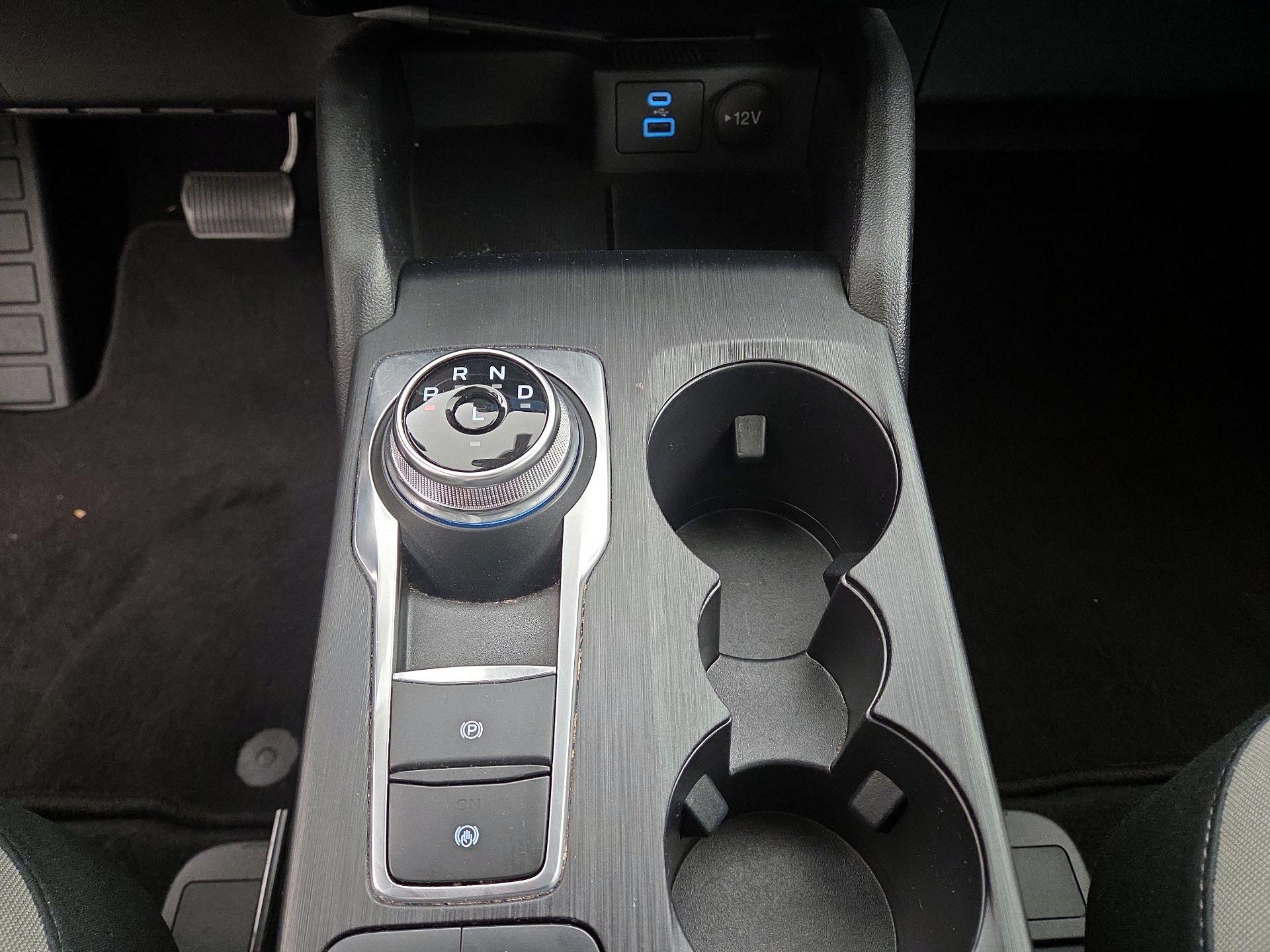 Thumbnail: 2022 Ford Escape - 17