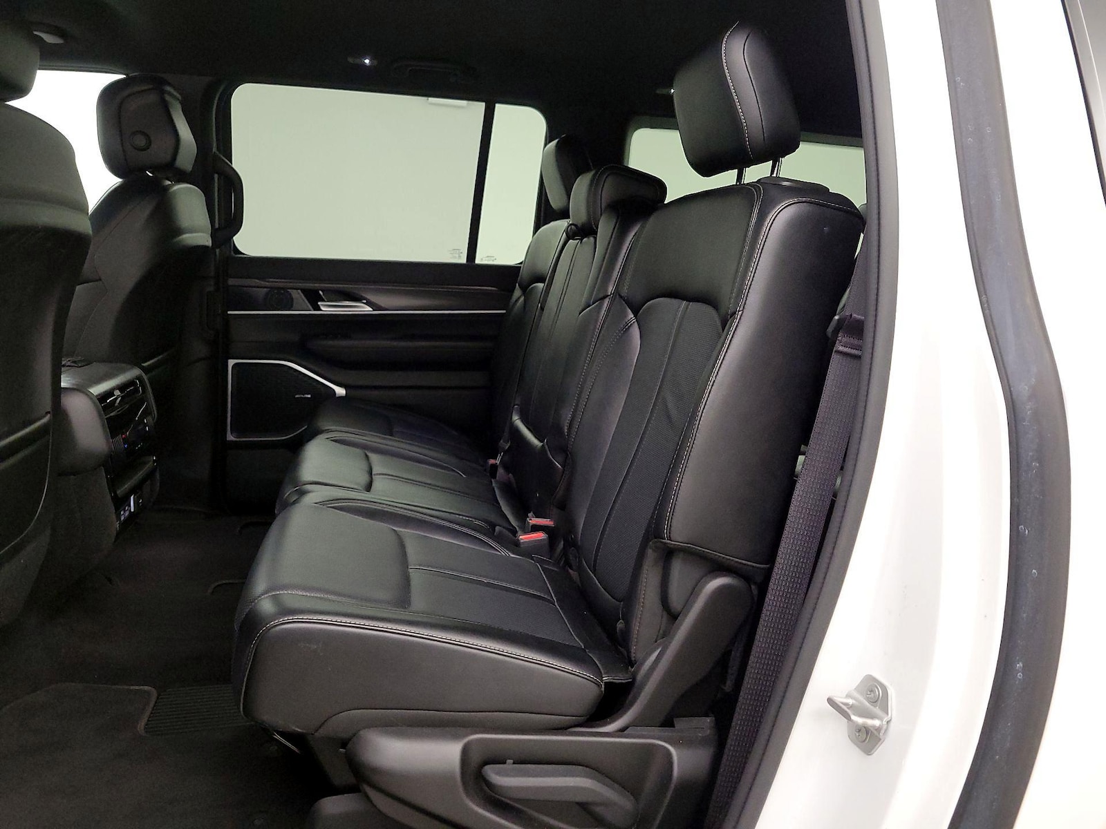 Rear Air Conditioning