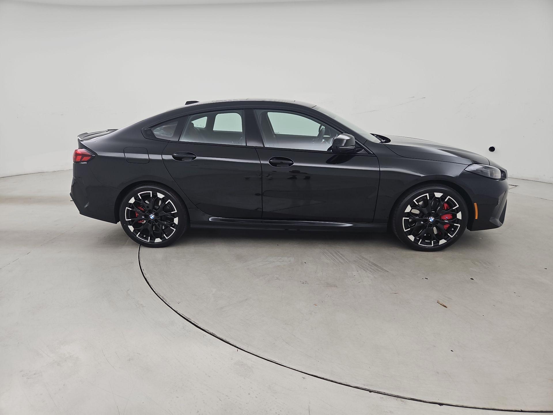 Thumbnail: 2026 BMW 2 Series - 4