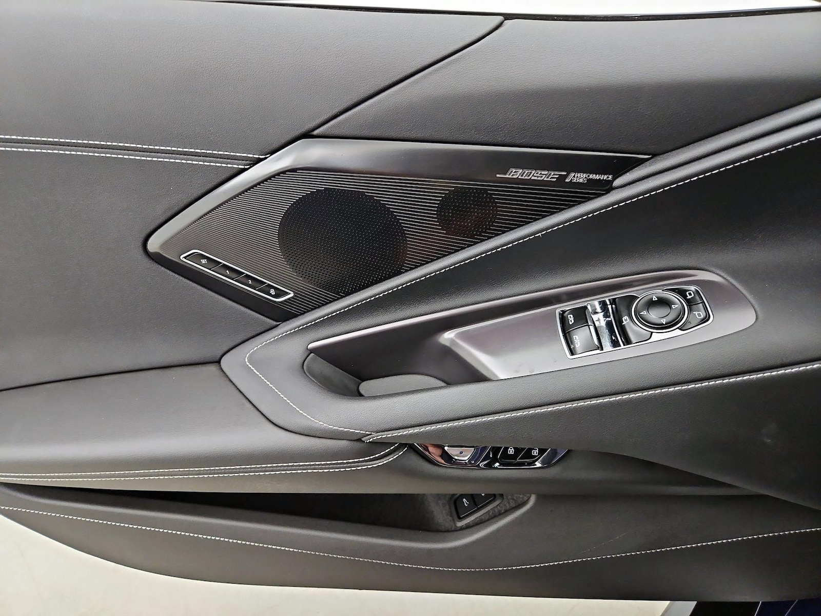 2025 Chevrolet Corvette 2LZ - Photo 13