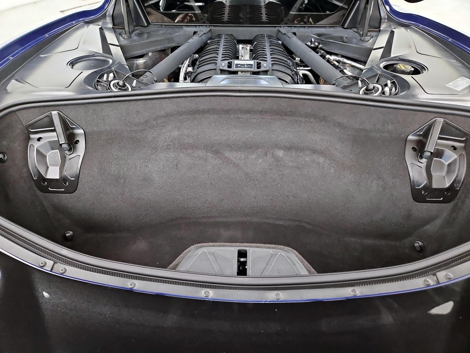 2025 Chevrolet Corvette 2LZ - Photo 21