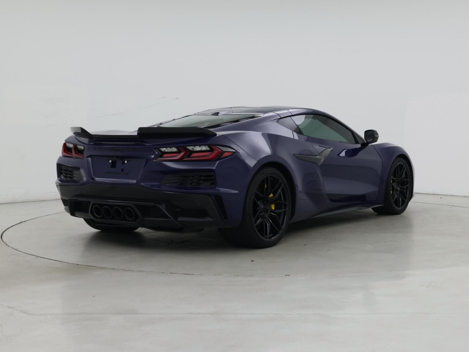 2025 Chevrolet Corvette 2LZ - Photo 9